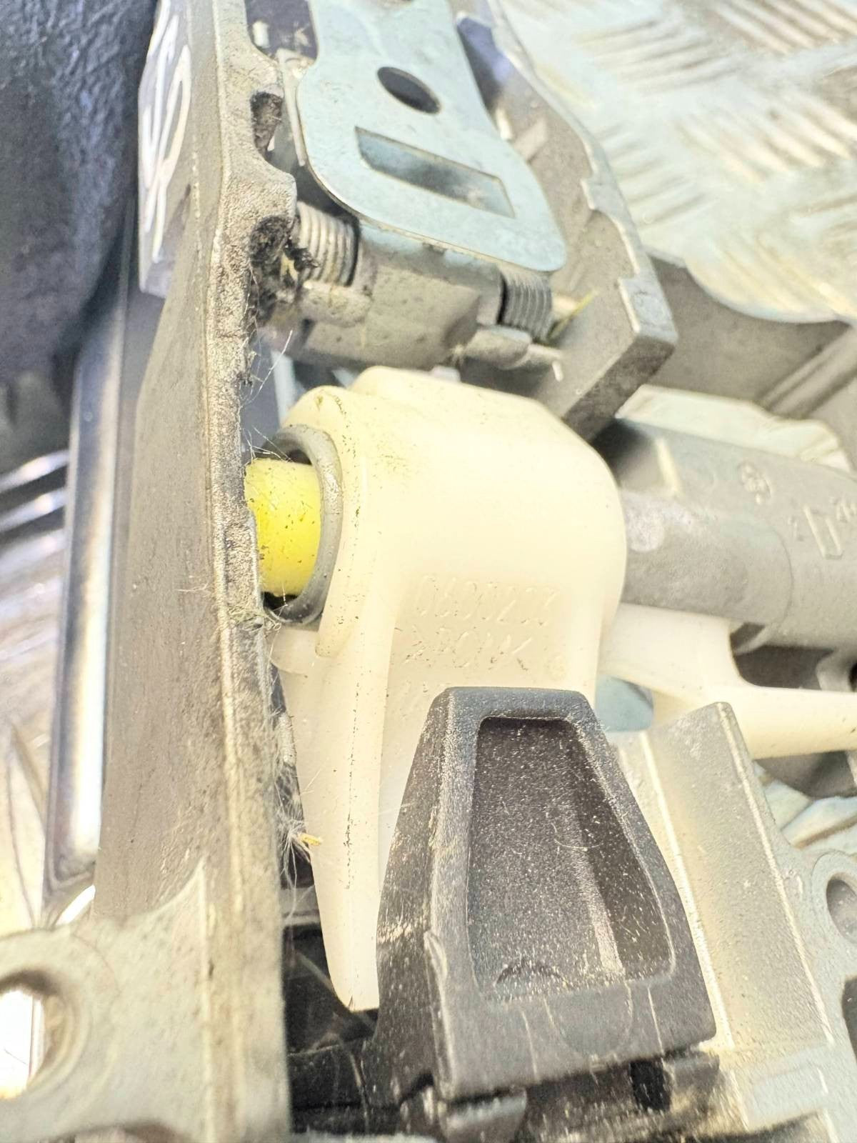 2013 CITROEN C3 OSR OUTER DOOR HANDLE