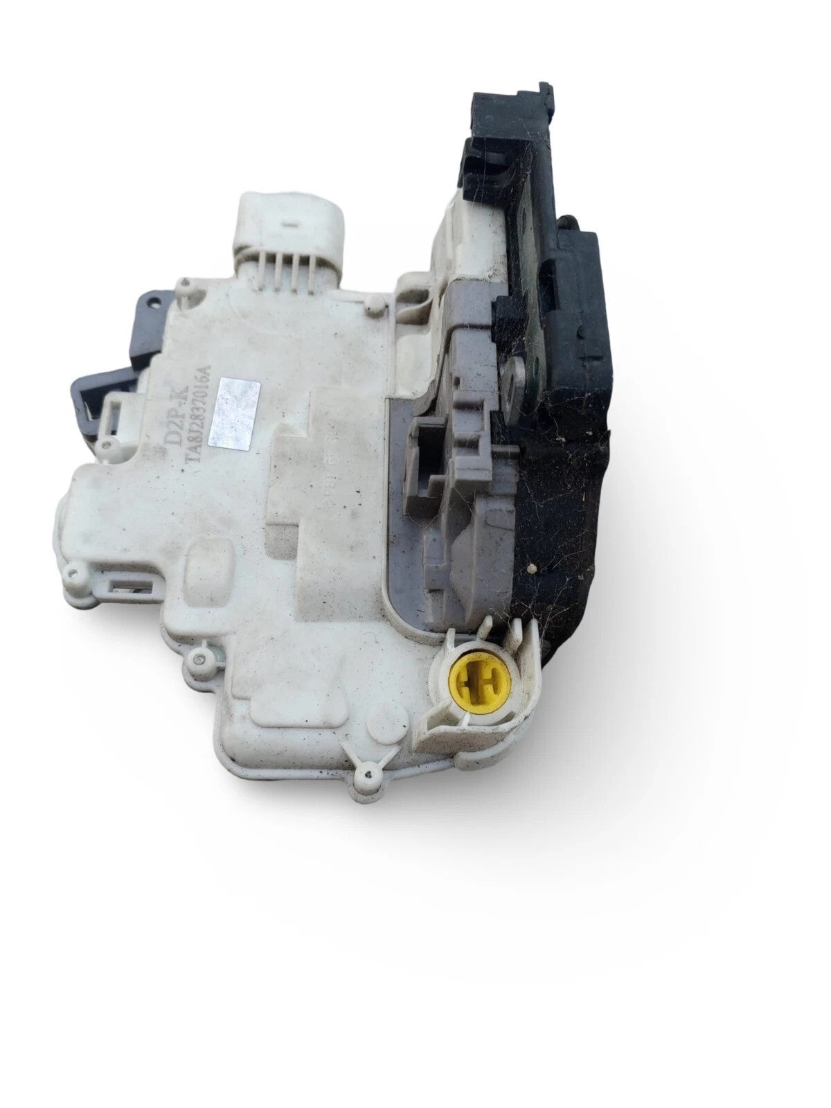 8J2837015A AUDI A4 NEARSIDE FRONT/REAR DOOR LOCK ACTUATOR MECHANISM