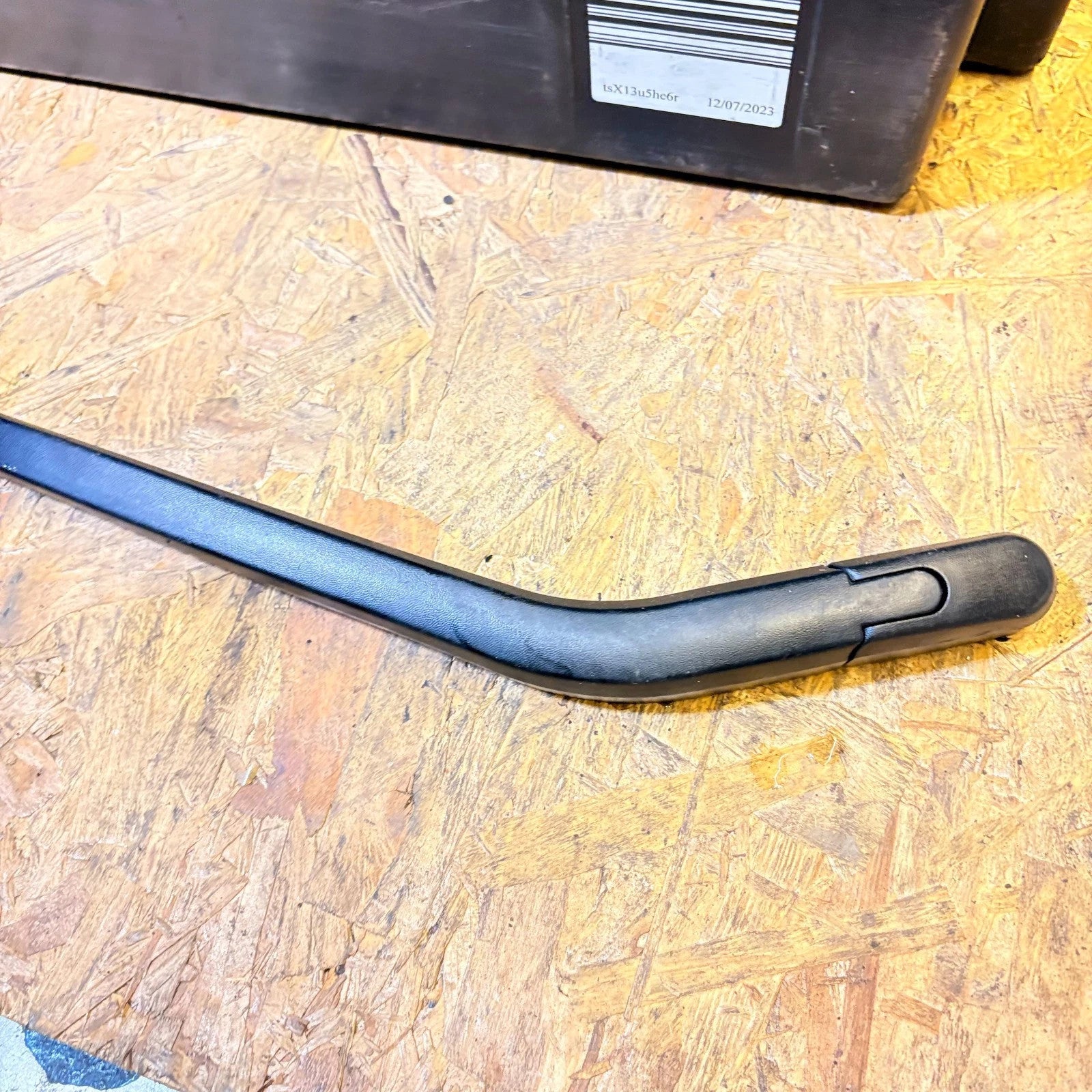 HYUNDAI i20 2008-2014 REAR WIPER ARM