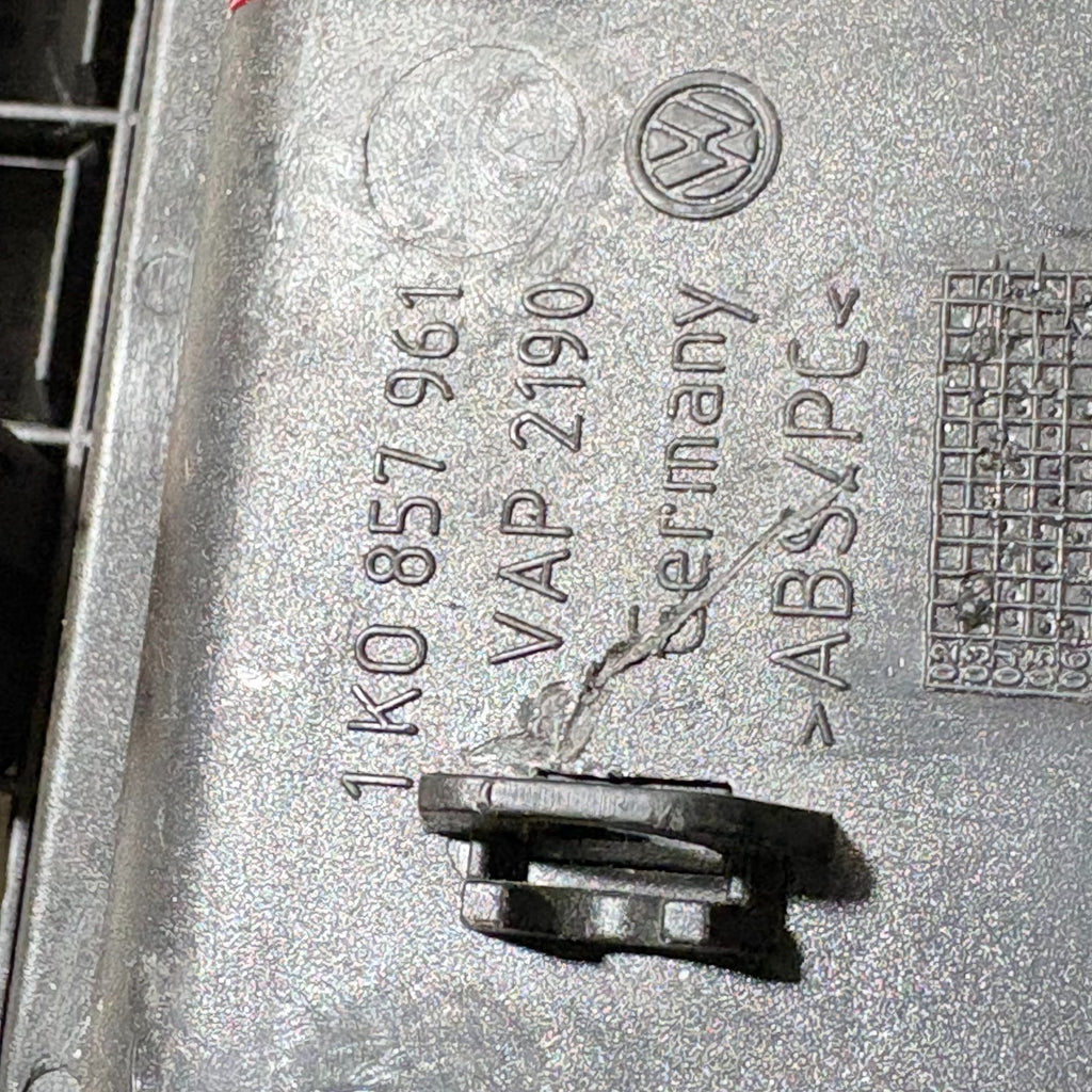 Volkswagen Golf Center Console Ashtray 1 KO 857 961
