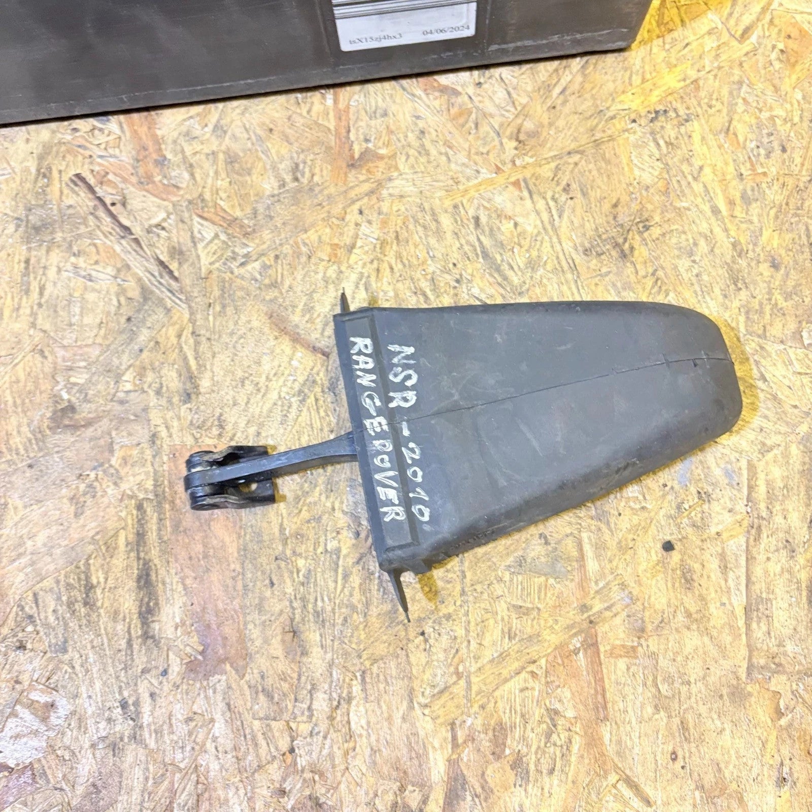 Range Rover L322 2002-2012 Rear Left Door Check Strap Limiter BFH760020