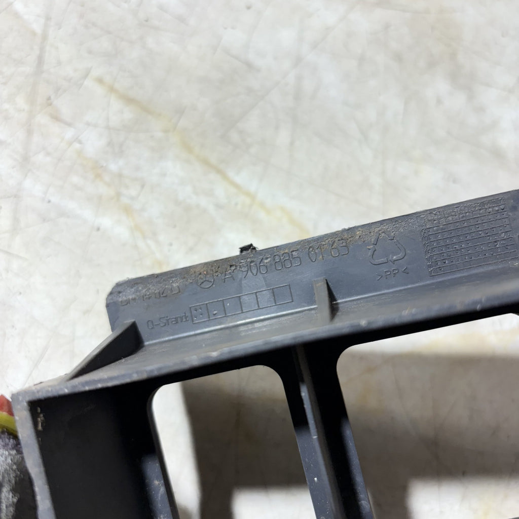 Mercedes Sprinter W906 Front Bumper Guide Bracket LH A9068850163