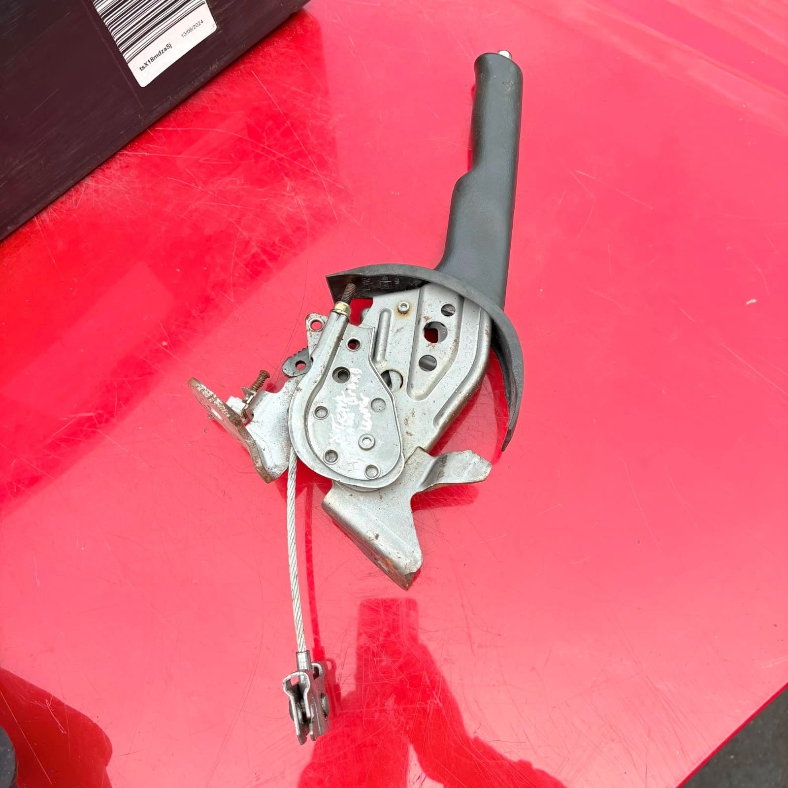 NISSAN X-TRAIL HANDBRAKE HANDLE LEVER