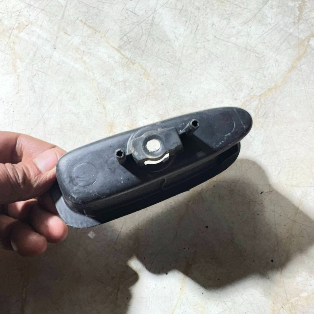 Nissan Note E11 2006?2013 Front Left Inner Door Pull Handle Insert 80951-9U00B