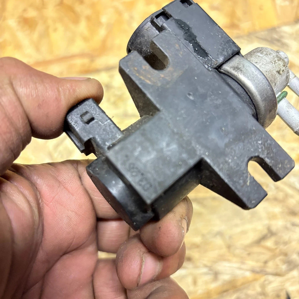 Hyundai Terracan 2004-2006 EGR Vacuum Solenoid Valve Exhaust Control