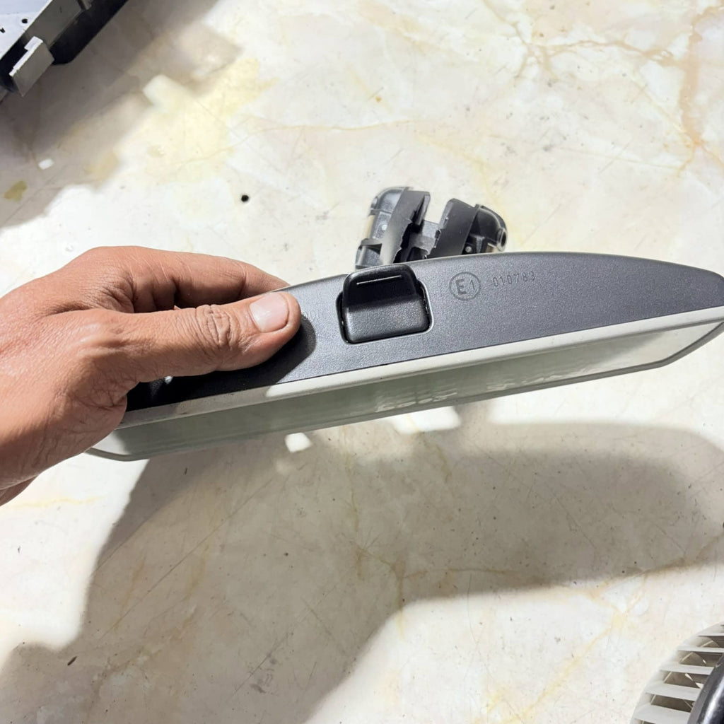 VW Volkswagen Passat Interior Rear View Mirror 010783 (2009)