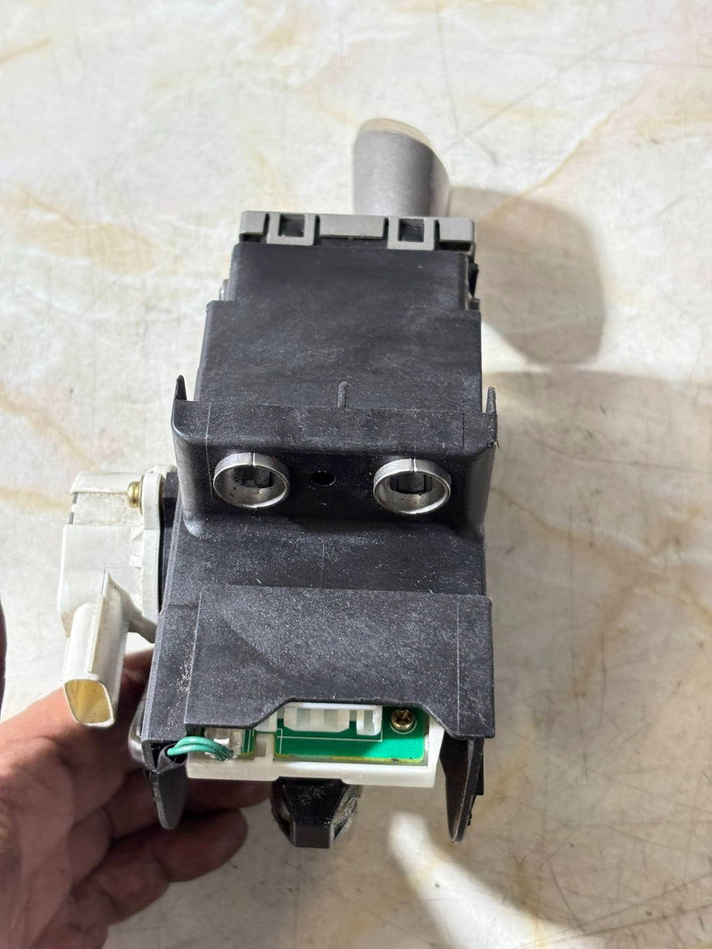 TOYOTA PRIUS 04-09 AUTO GEAR SHIFTER SELECTOR LEVER 89451-47030