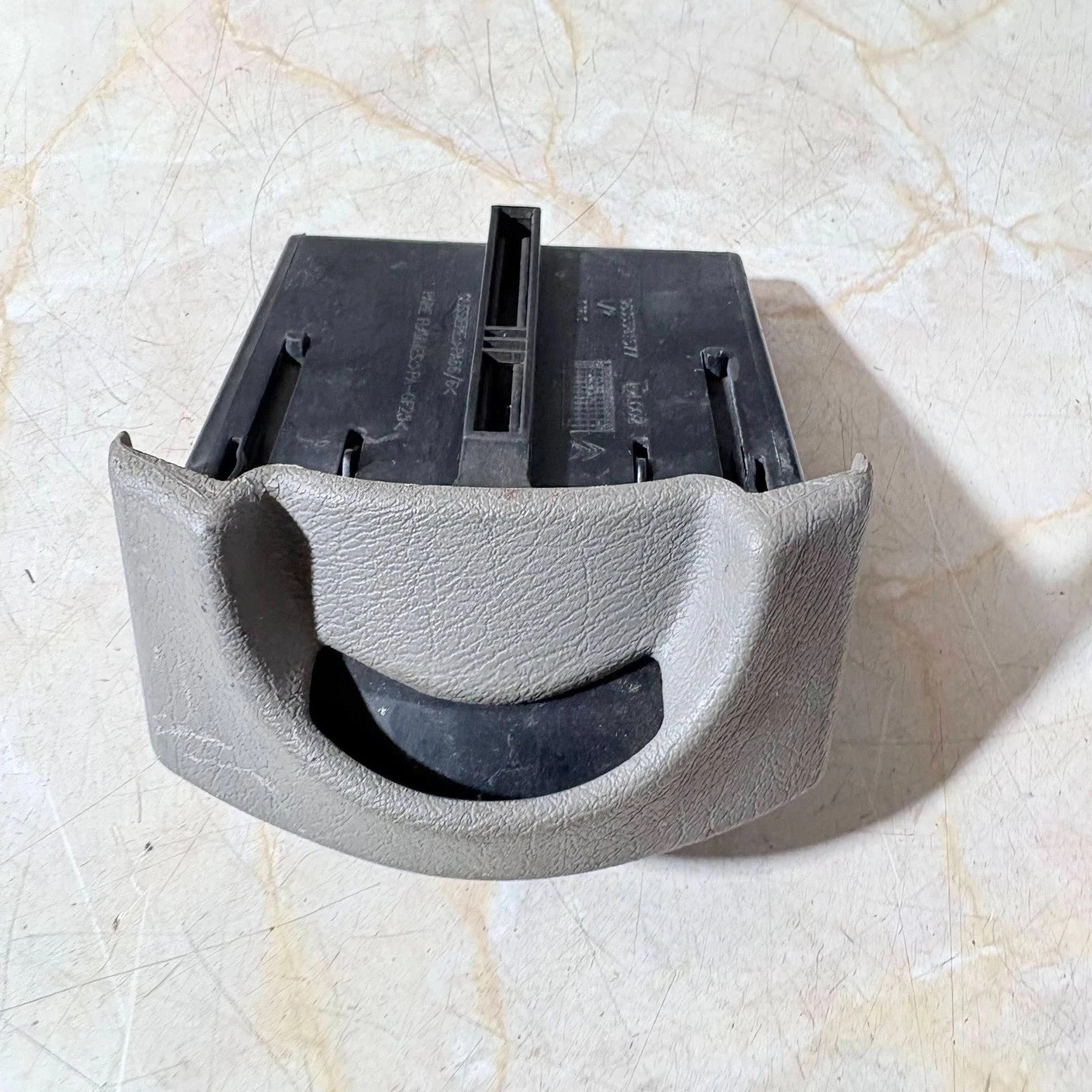 Citroen Xsara Picasso N68 Front Centre Console Ashtray 2000-2003 9635581577