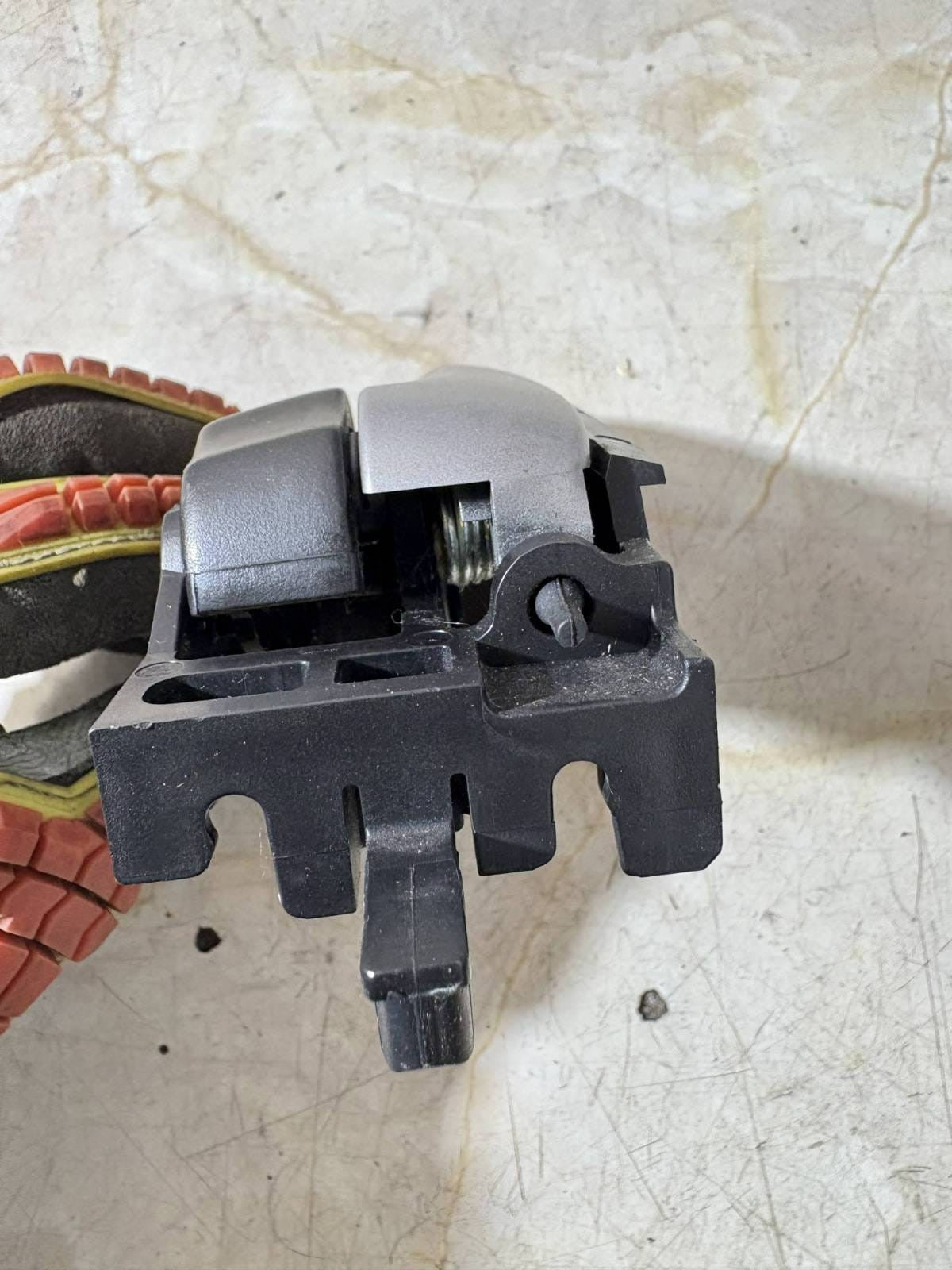 Vauxhall Opel Agila B H08 2008-2014 Front Left Interior Door Handle 93195908