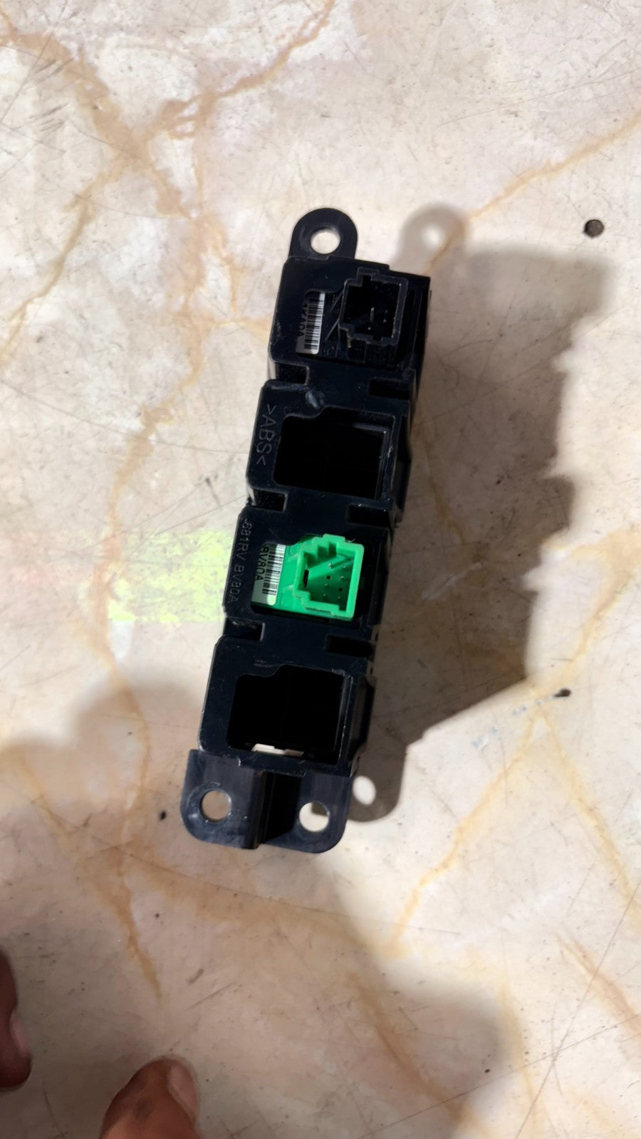 2010-2019 NISSAN JUKE F15 TRACTION CONTROL SWITCH PANEL