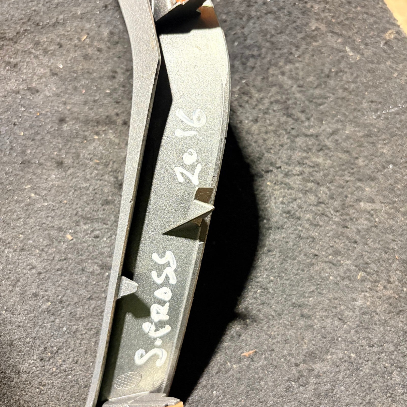 Suzuki S-Cross 2016 Center console trim 7581161M0