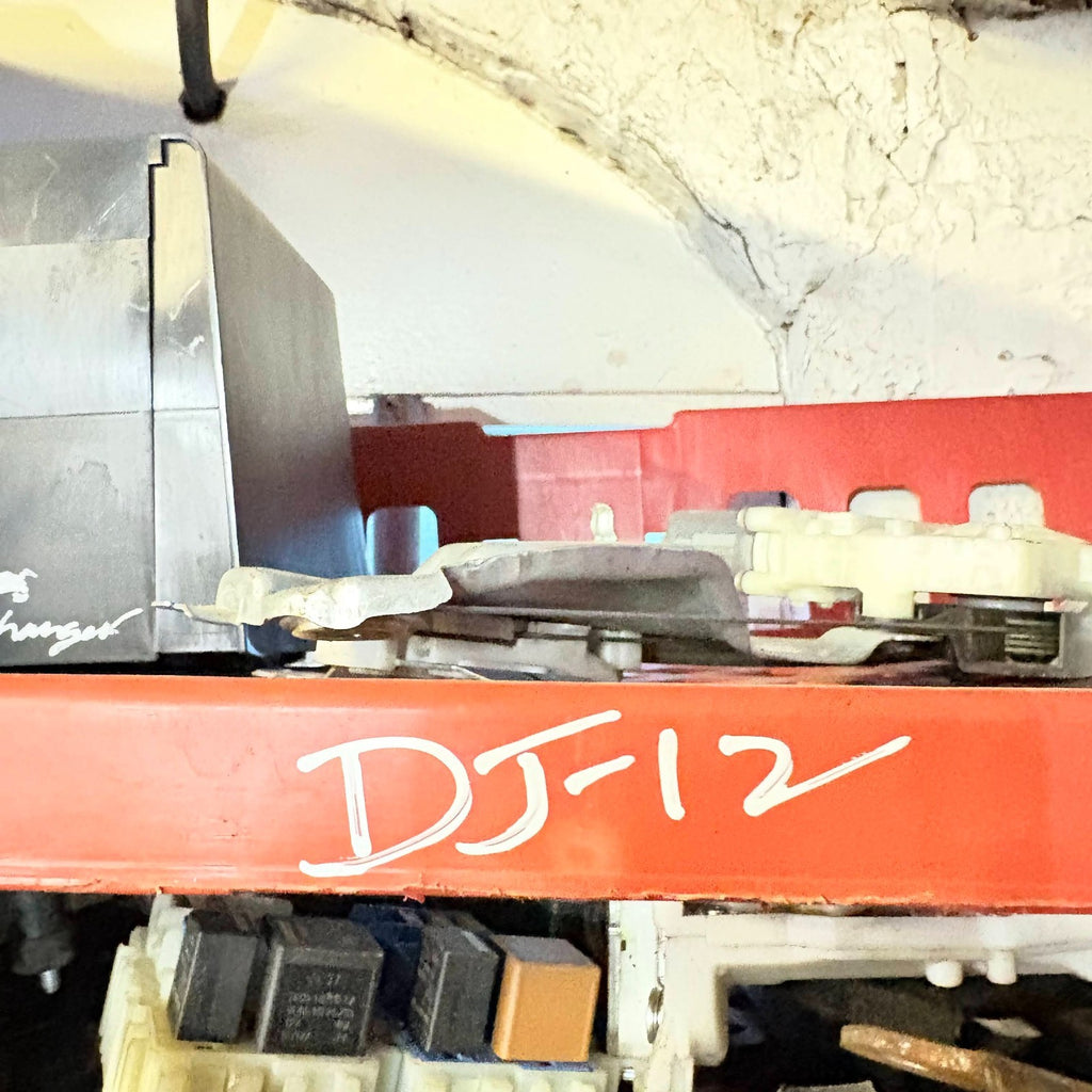 NISSAN QASHQAI WINDOW REGULATOR REAR DRIVER SIDE OFFSIDE 2014-2021 82700 HVO0C