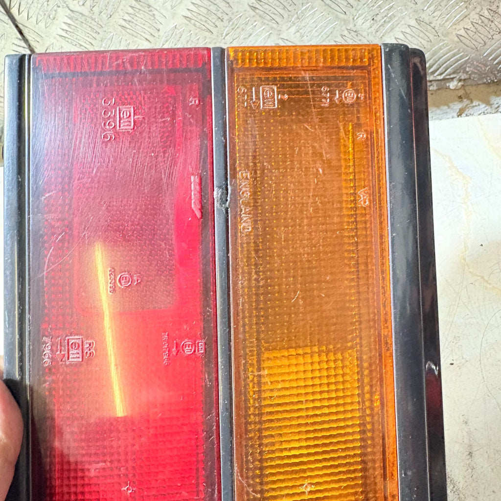 86-87 Civic 4Dr RearRight Taillight Combination Brake Signal Stop Lamp