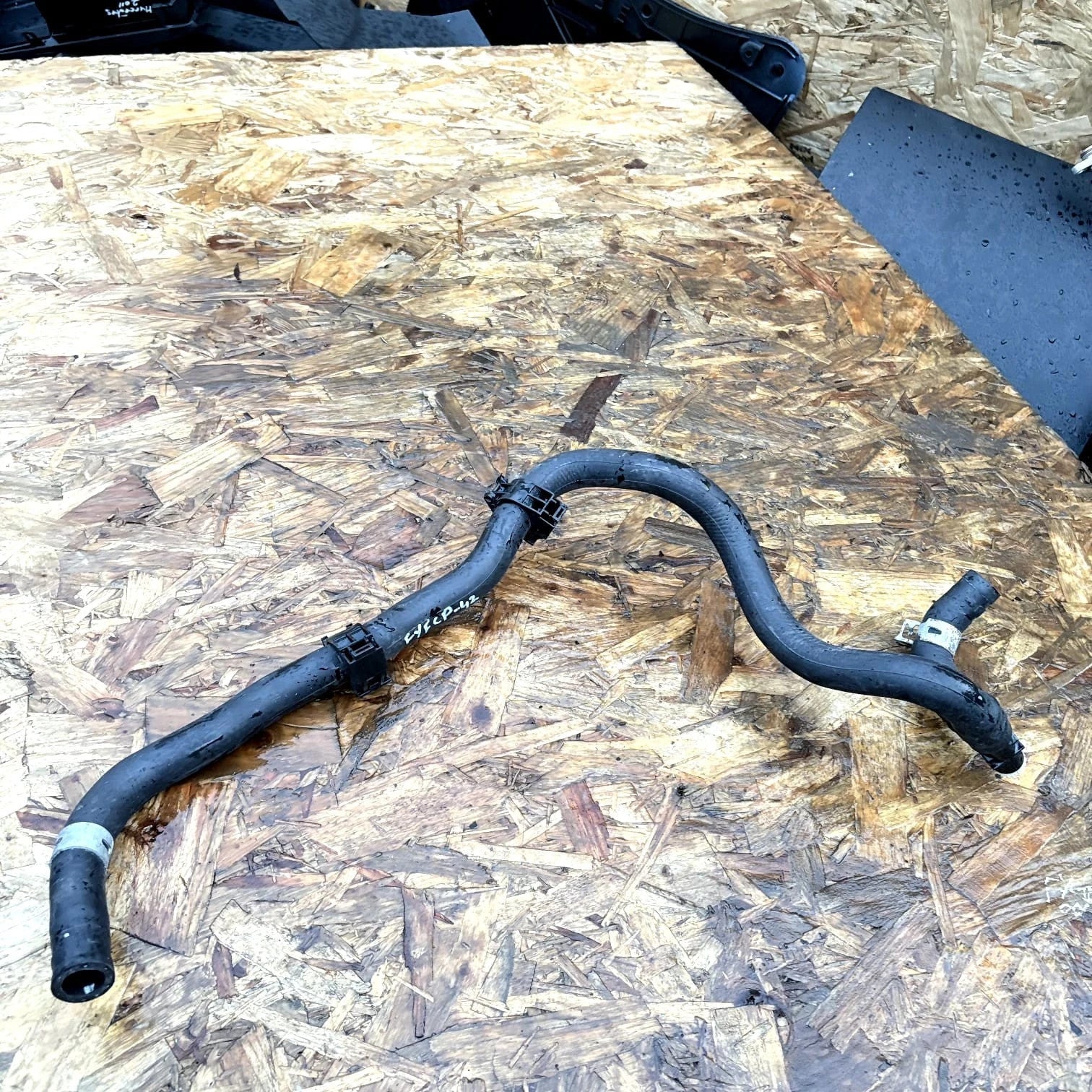 TOYOTA YARIS MERCEDES-BENZ Cabrio Coolant Hose A2055016100 2.0 Petrol 135kw 2013