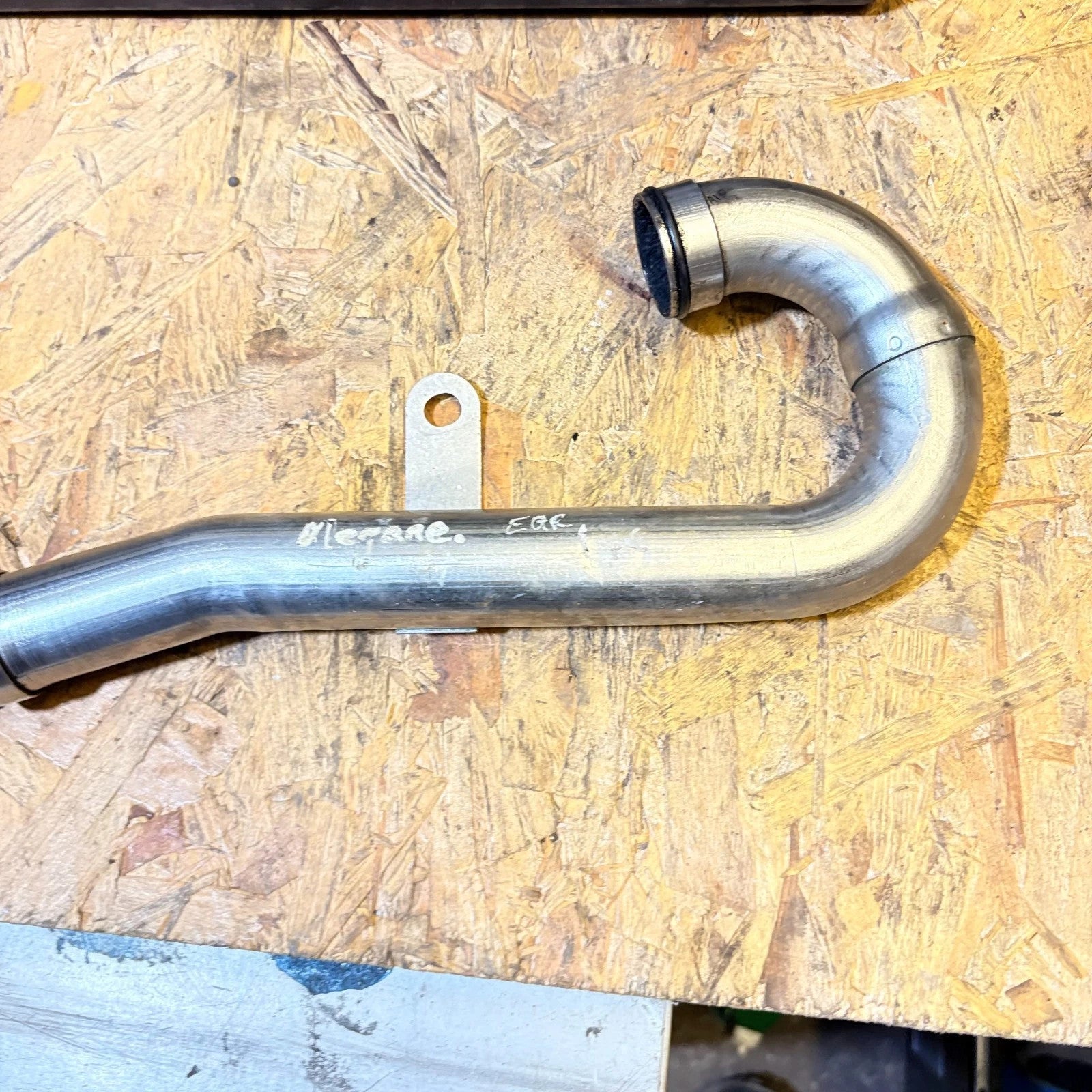 RENAULT MEGANE MK3 EGR PIPE 2002-2010