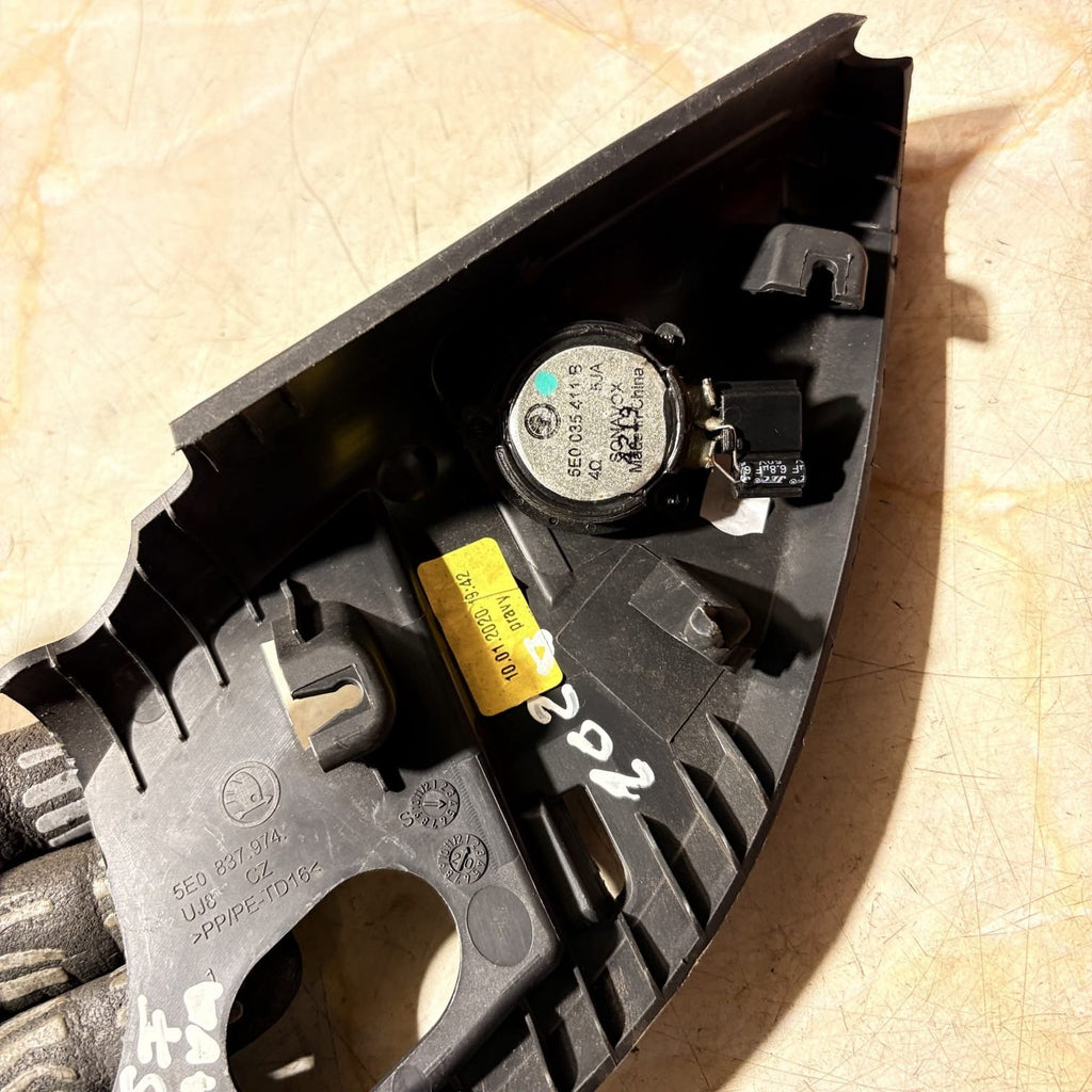 SKODA OCTAVIA DRIVER FRONT SIDE TWEETER SPEAKER 5E0837974 2020