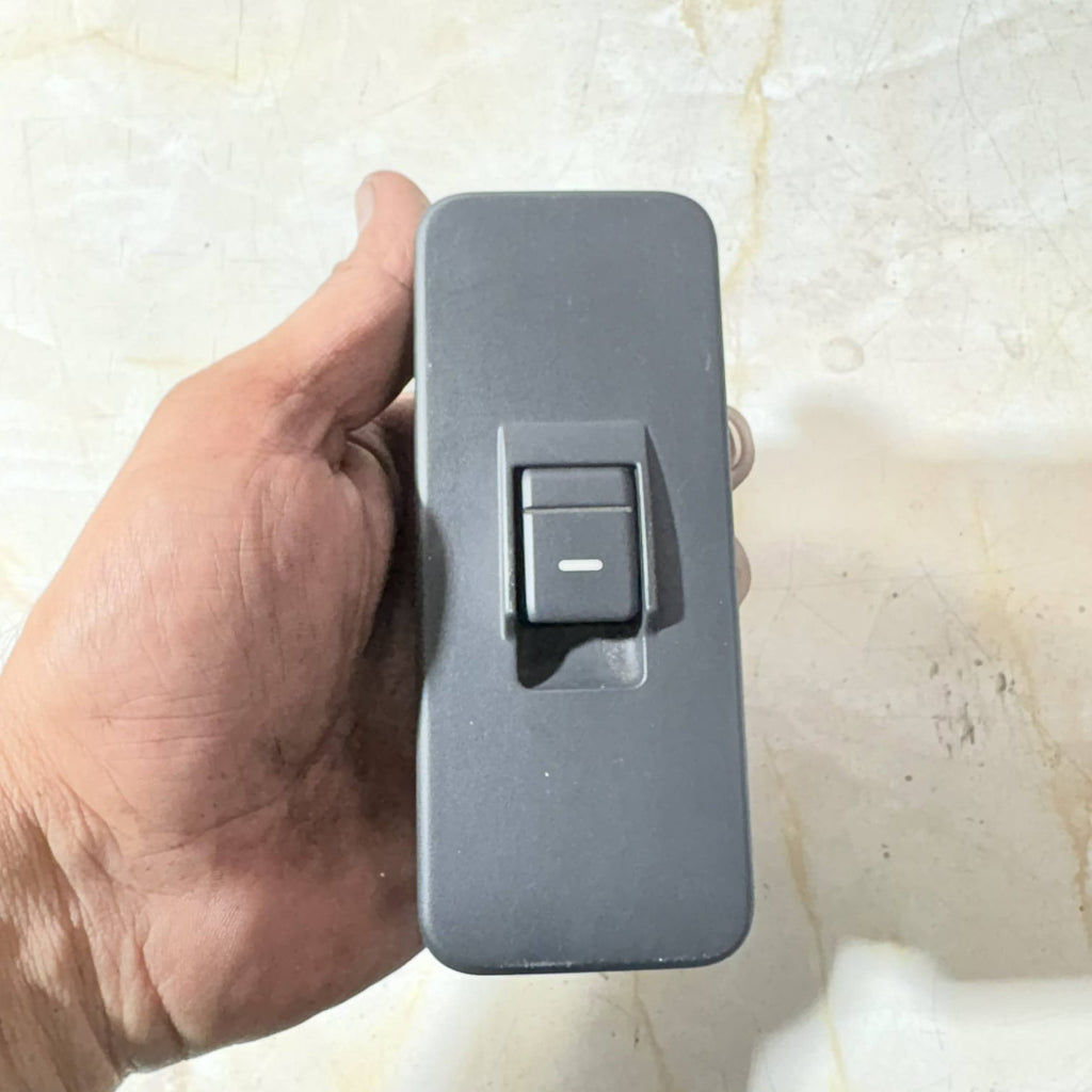 LAND ROVER DISCOVERY 3 2005 WINDOW CONTROL SWITCH LEFT RIGHT YUD501070PVJ