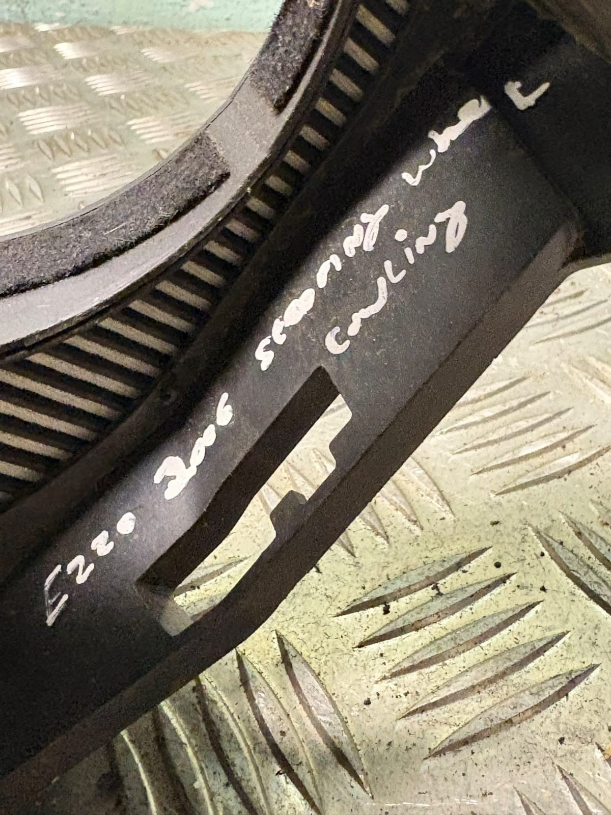 Mercedes E-Class W211 2002-2009 Manual Steering Column Trim A2114600095