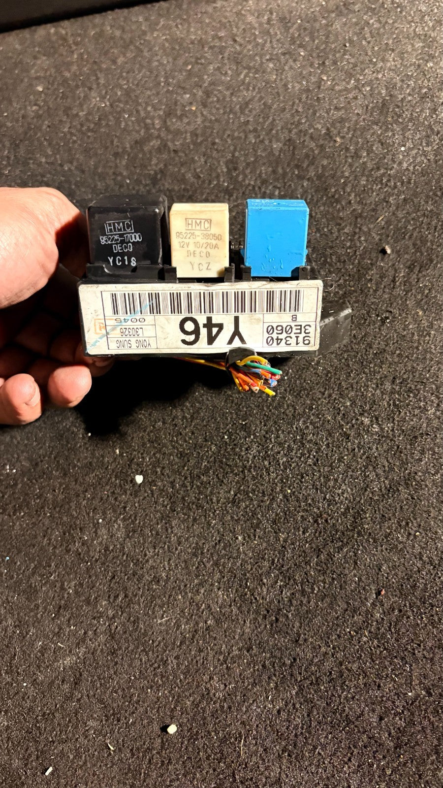 Kia Sorento BL 2003-2008 Power Relay Module Set 95225-17000/95225-38050