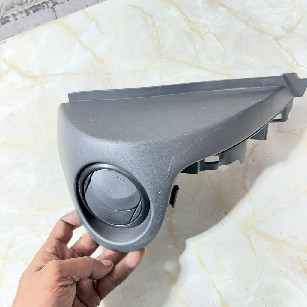 MAZDA 2 2014 AIR VENT DASHBOARD TRIM PANEL RIGHT SIDE D03P64951