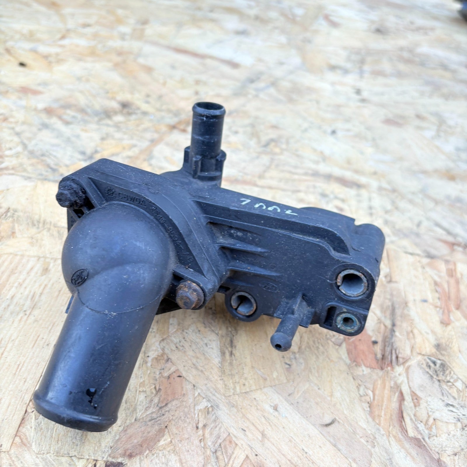 Coolant Thermostat and Housing Ford Tourneo Connect 2002 to 2013
