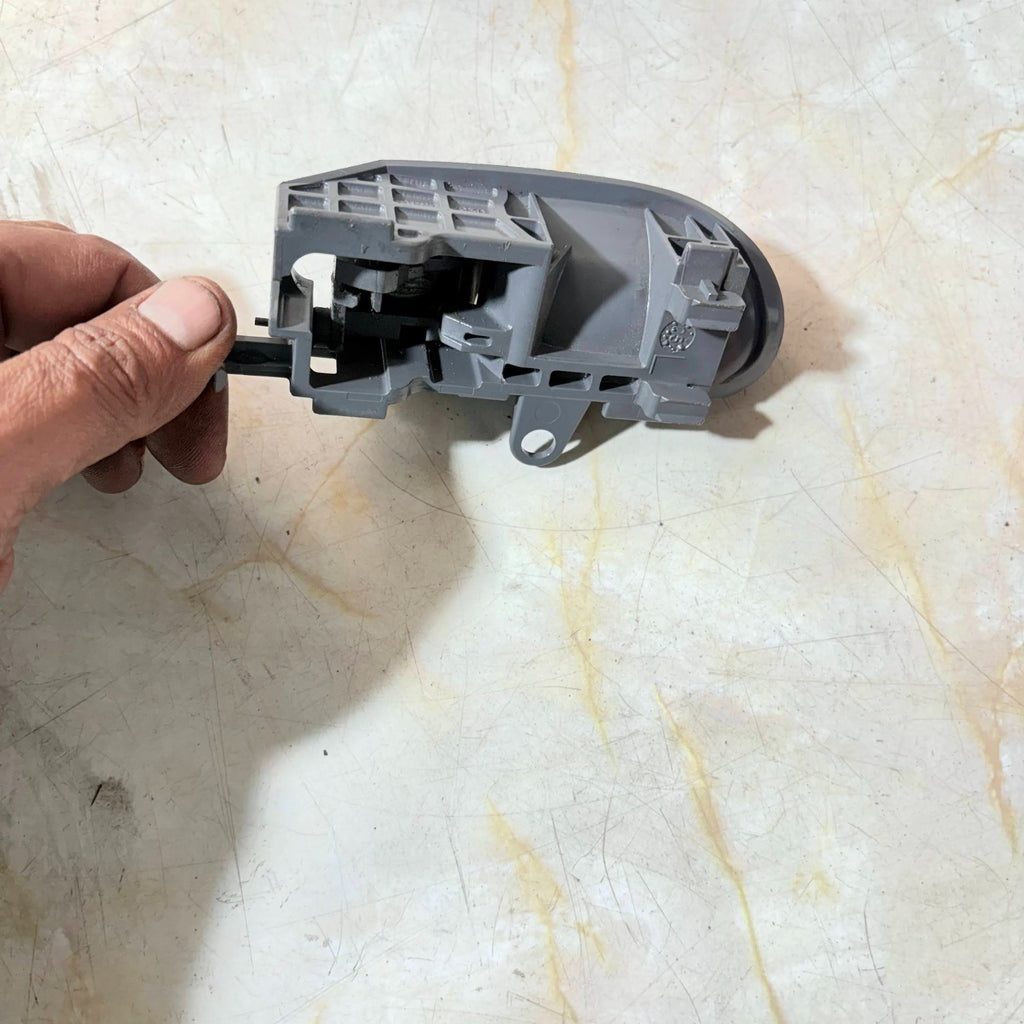 CITROEN C1 INTERIOR LEFT FRONT DOOR HANDLE