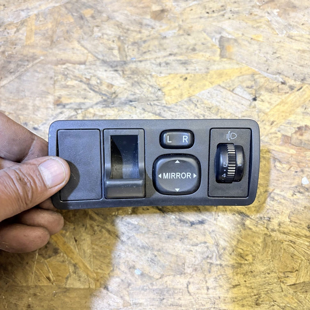TOYOTA COROLLA 2003-2008 E120 ELECTRIC MIRROR SWITCH PANEL-183574 777663