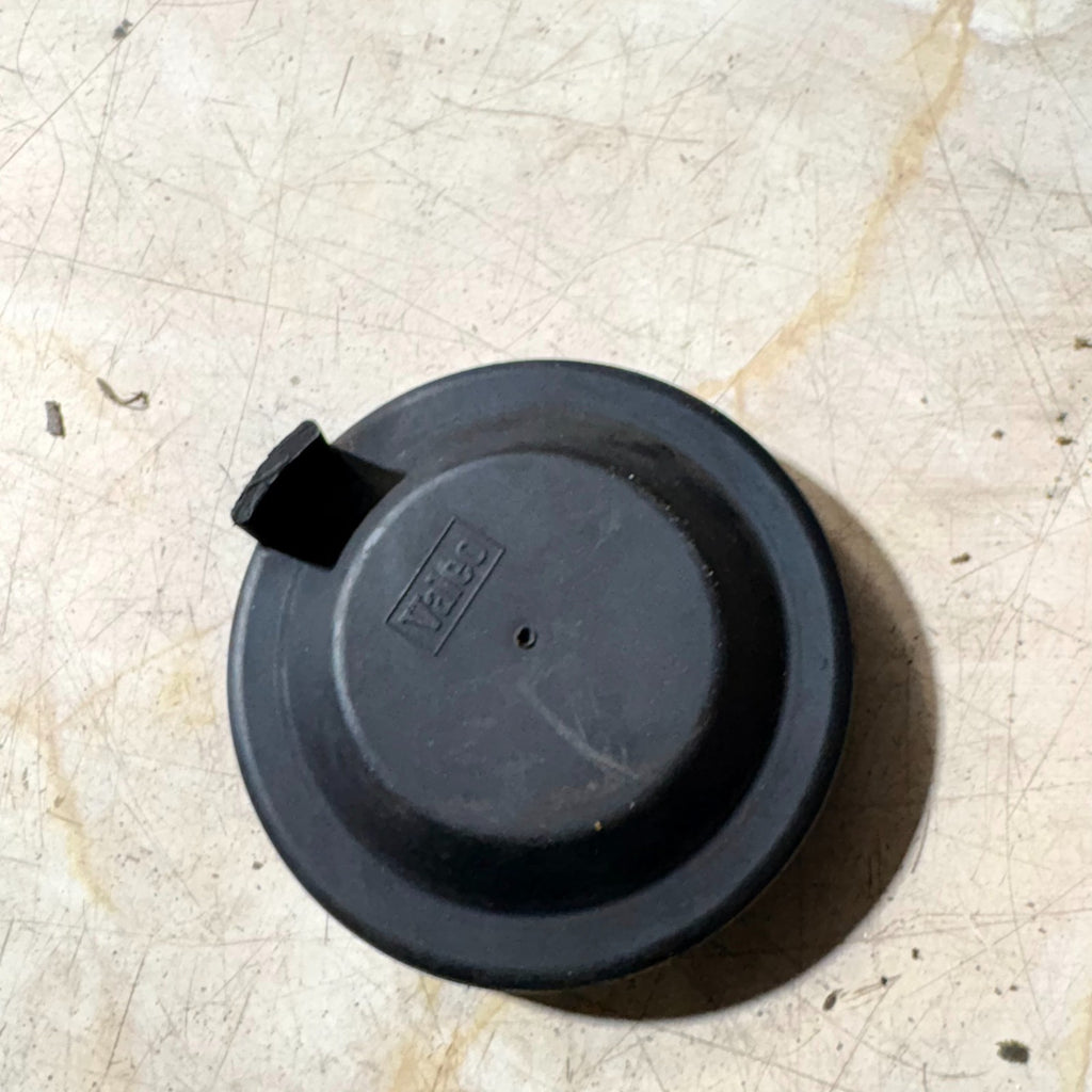 88204115 RENAULT CLIO MK3 PEUGEOT 207 HEADLIGHT REAR BULB COVER DUST CAP