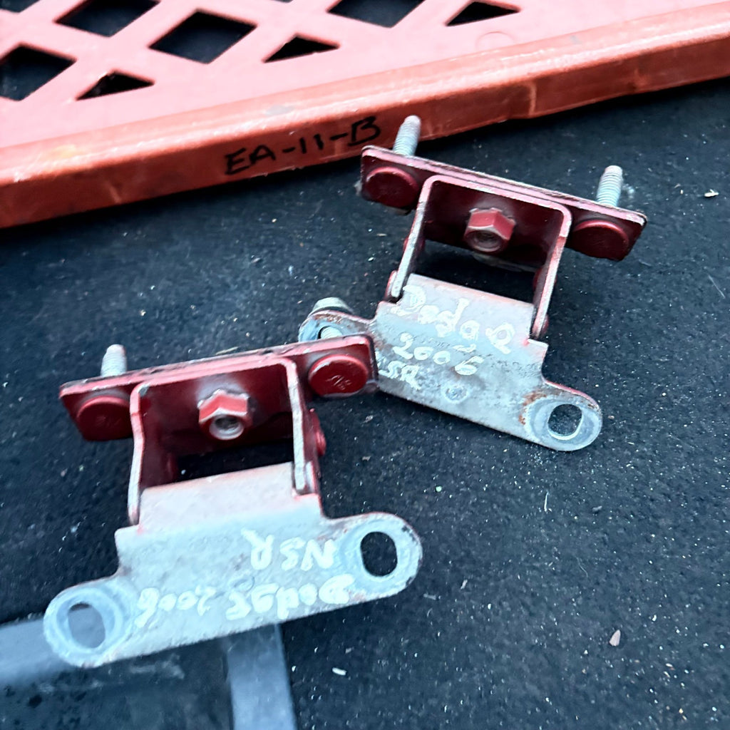 DODGE CALIBER DOOR HINGES PAIR RIGHT/LEFT REAR (2006-2013)