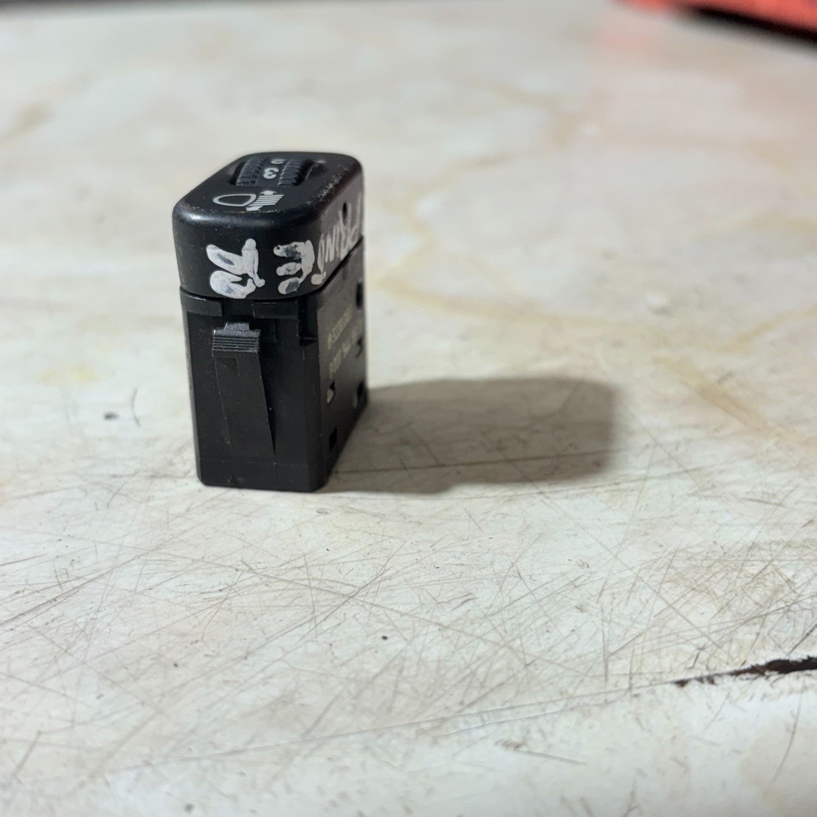 MERCEDES SPRINTER W906 06-13 LIGHT ADJUSTER SWITCH 0005445931