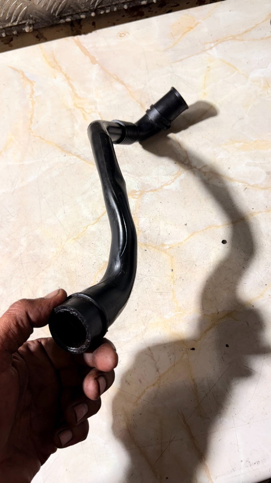 Oil Breather Hose Pipe For VOLKSWAGEN 2009