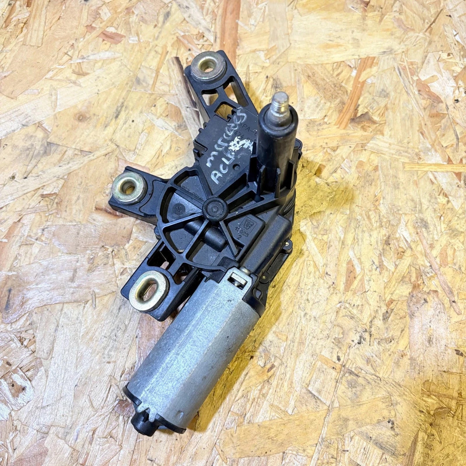 Mercedes A-Class W168 Rear Wiper Motor 1688200442 A1688200442 404292 1997-2004