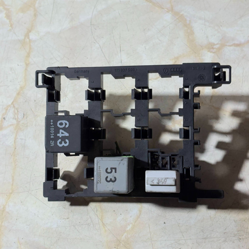 Volkswagen Caddy 2010 Fuse Box Module 1T1937503A