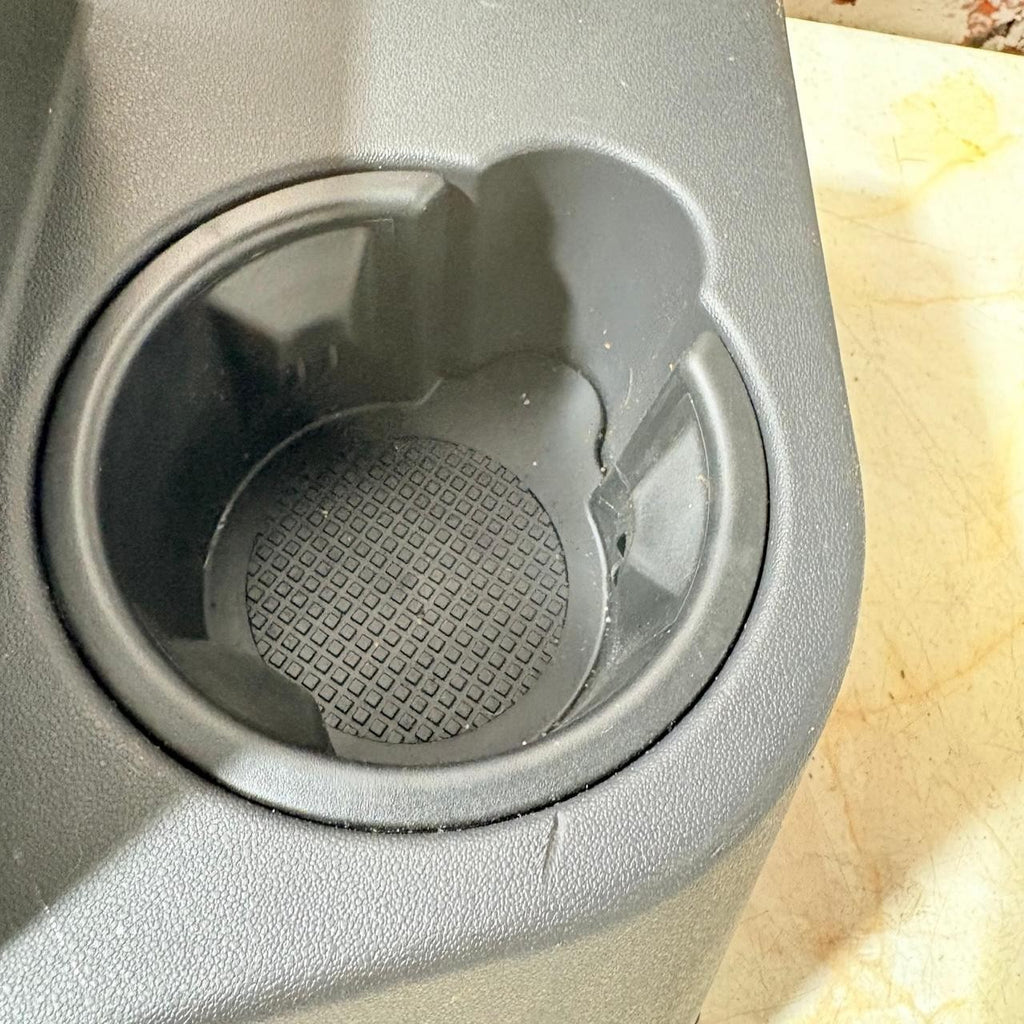 LAND ROVER DISCOVERY RIGHT SIDE REAR CUP HOLDER FK72674A36AB Part