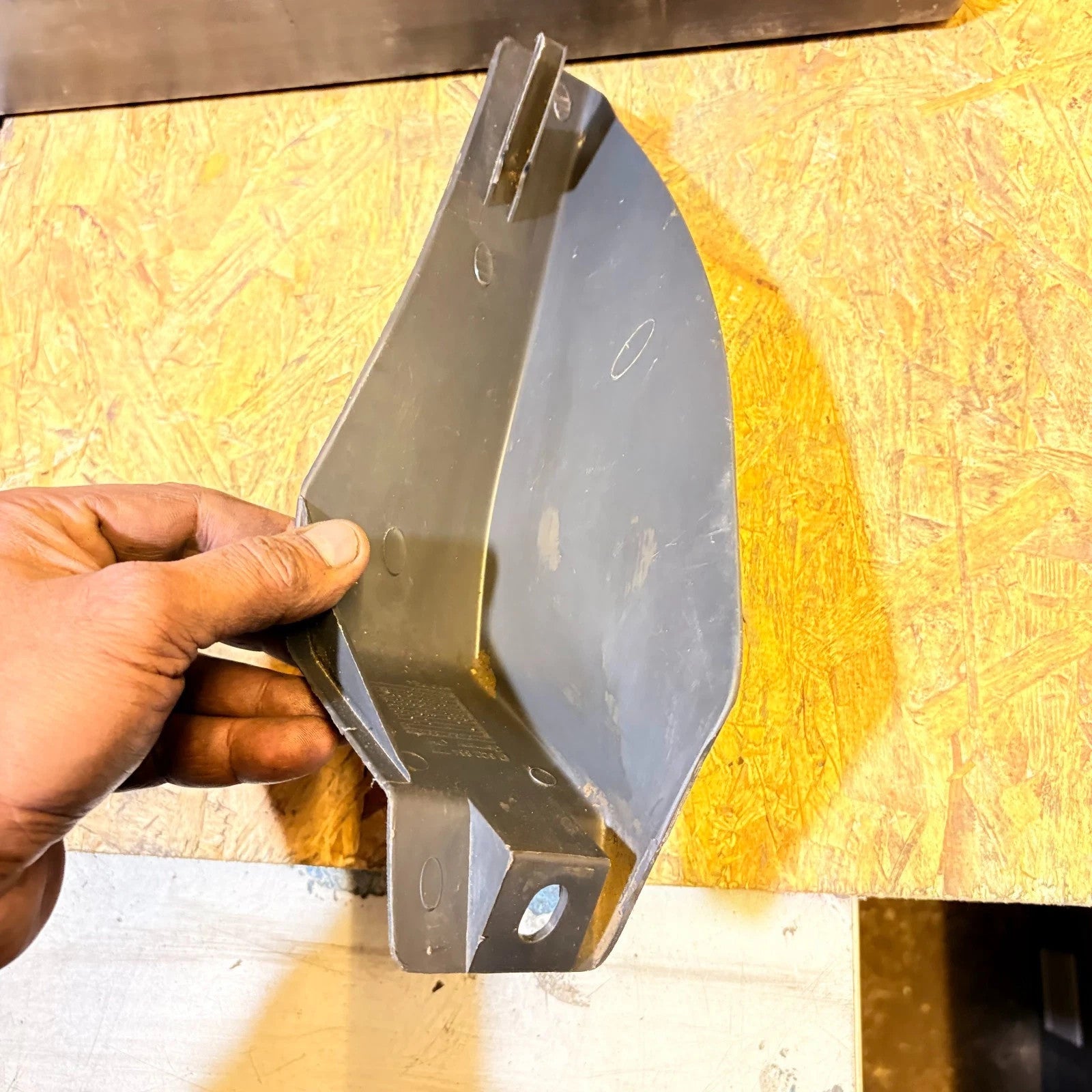 VOLKSWAGEN Polo 9N 9N3 Fox Pedal Foot Rest Trim 6Q2 864 777
