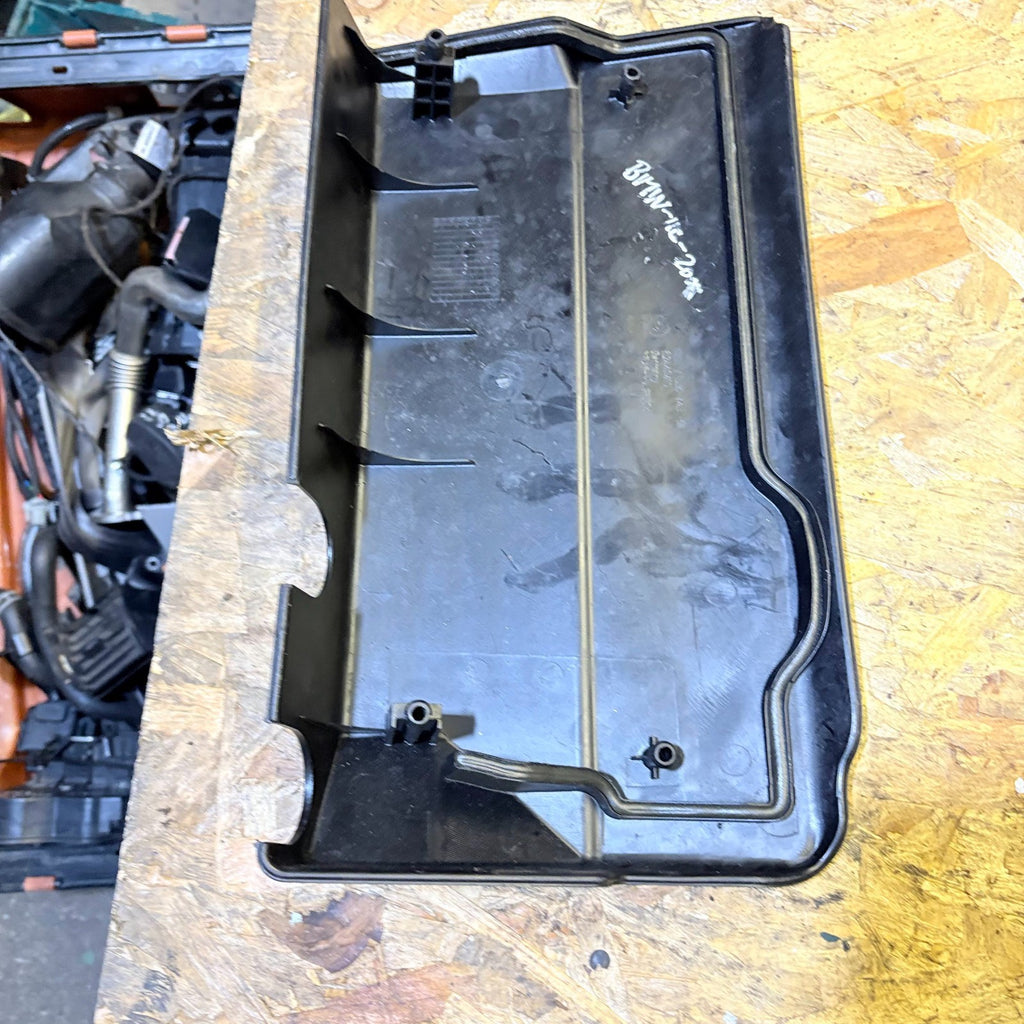 BMW 1 SERIES 116M 2007-2012 E81 ENGINE COVER TOP COVER 62440410