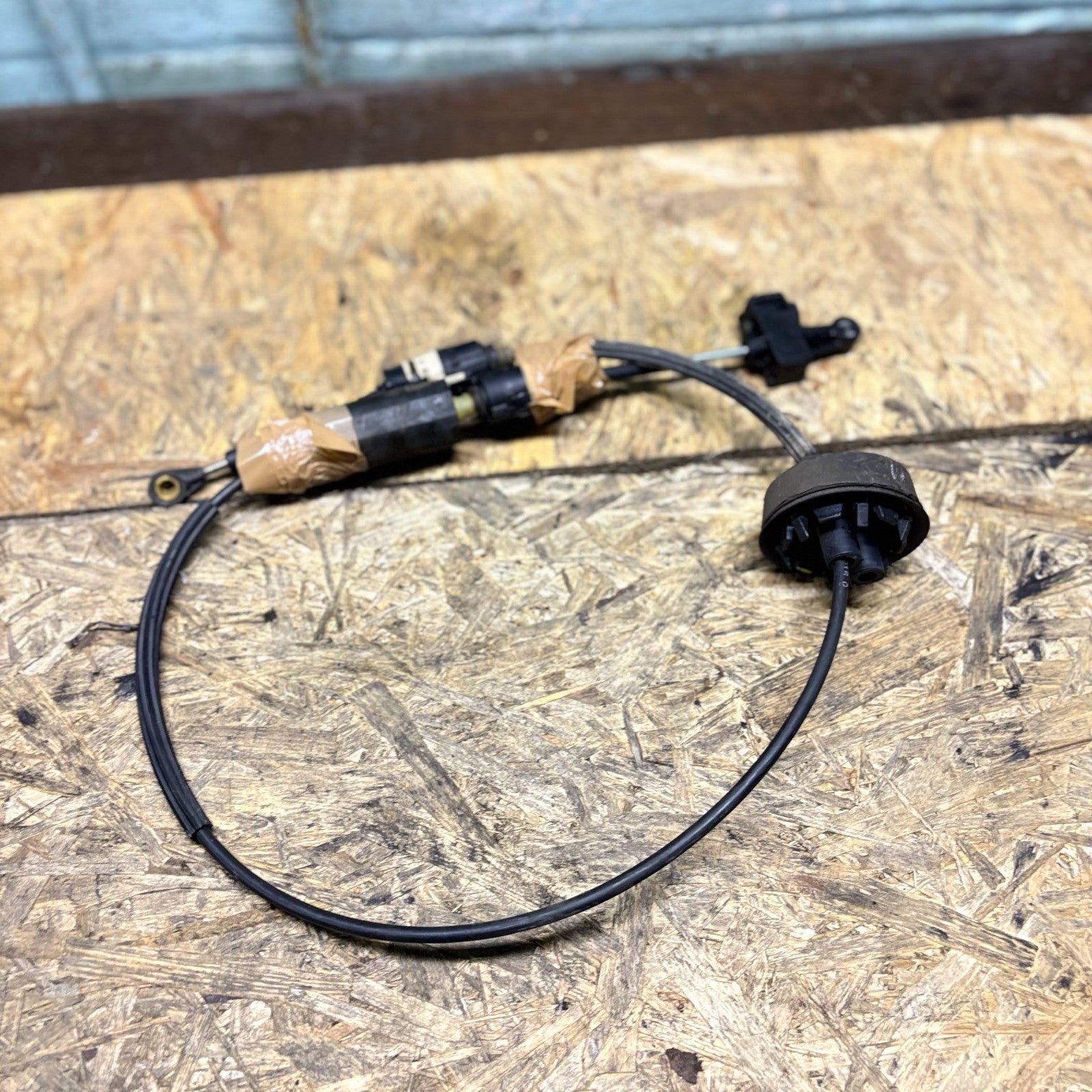 Vauxhall Zafira Tourer C 2.0 CDTi Auto Gear Selector Cable 13366752 2011-2019