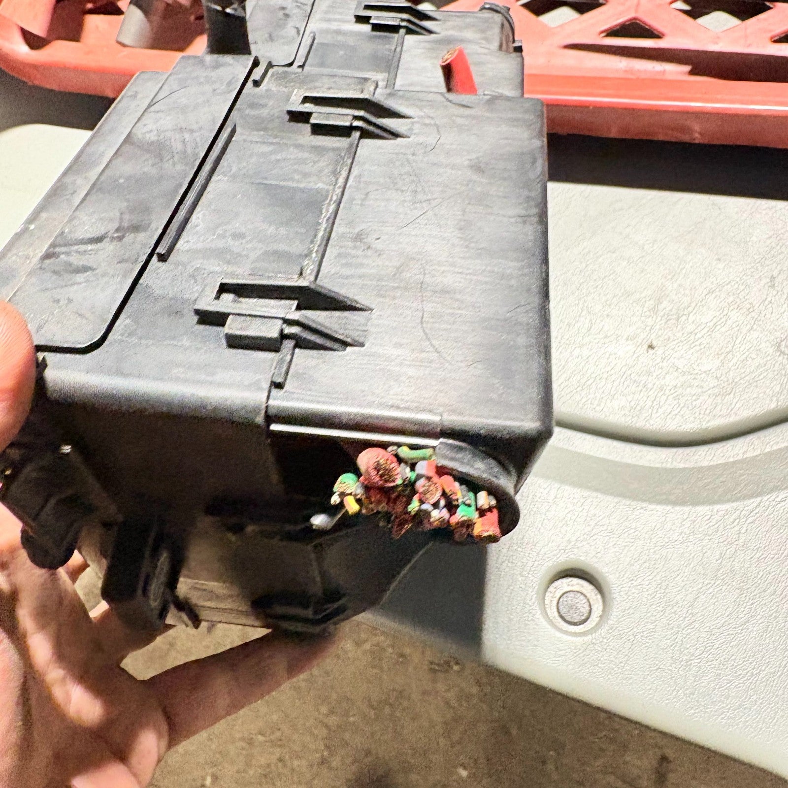 VOLVO V50 2004-2012 FUSE BOX 30786995