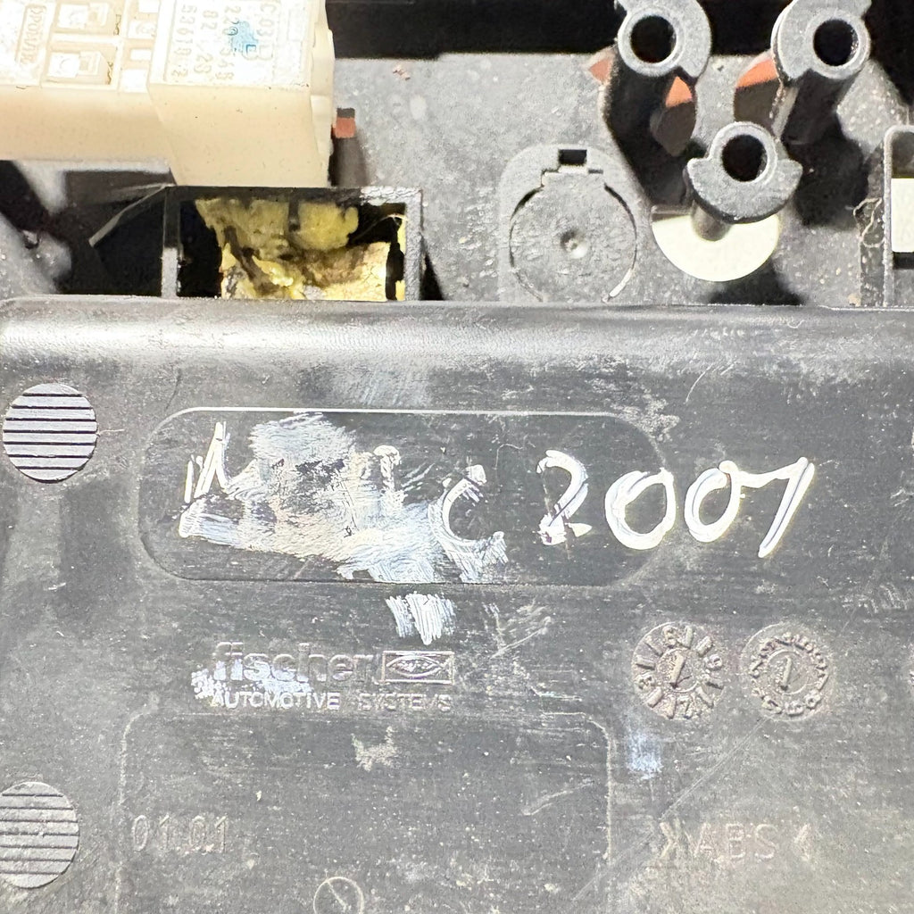 Mercedes C-Class W204 Centre Console Ashtray 12V Socket A2046801350 2007-2014