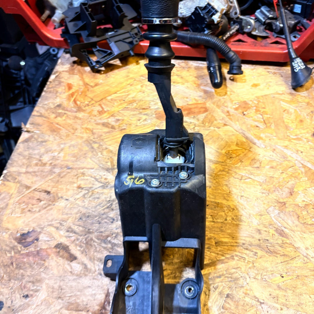 Nissan Pulsar C13 2014-2018 6 Speed Manual Gear Shifter Selector 34101-3ZV0A