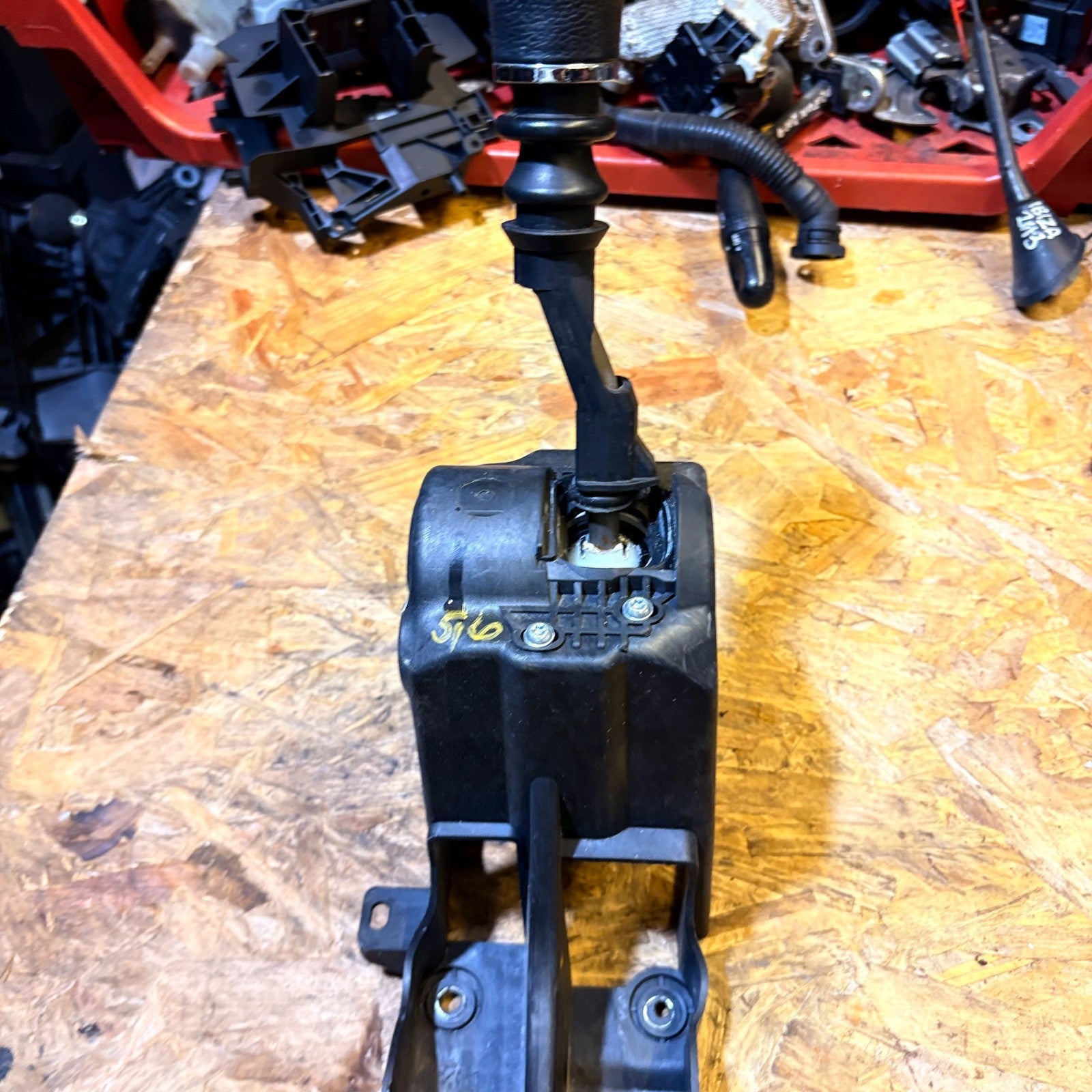Nissan Pulsar C13 2014-2018 6 Speed Manual Gear Shifter Selector 34101-3ZV0A