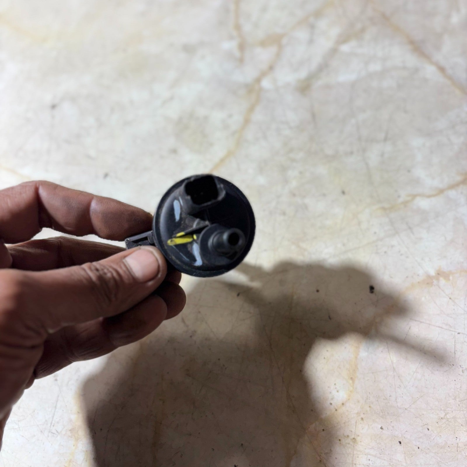 Renault Captur 2016-2020 Hatchback Air Pressure Valve