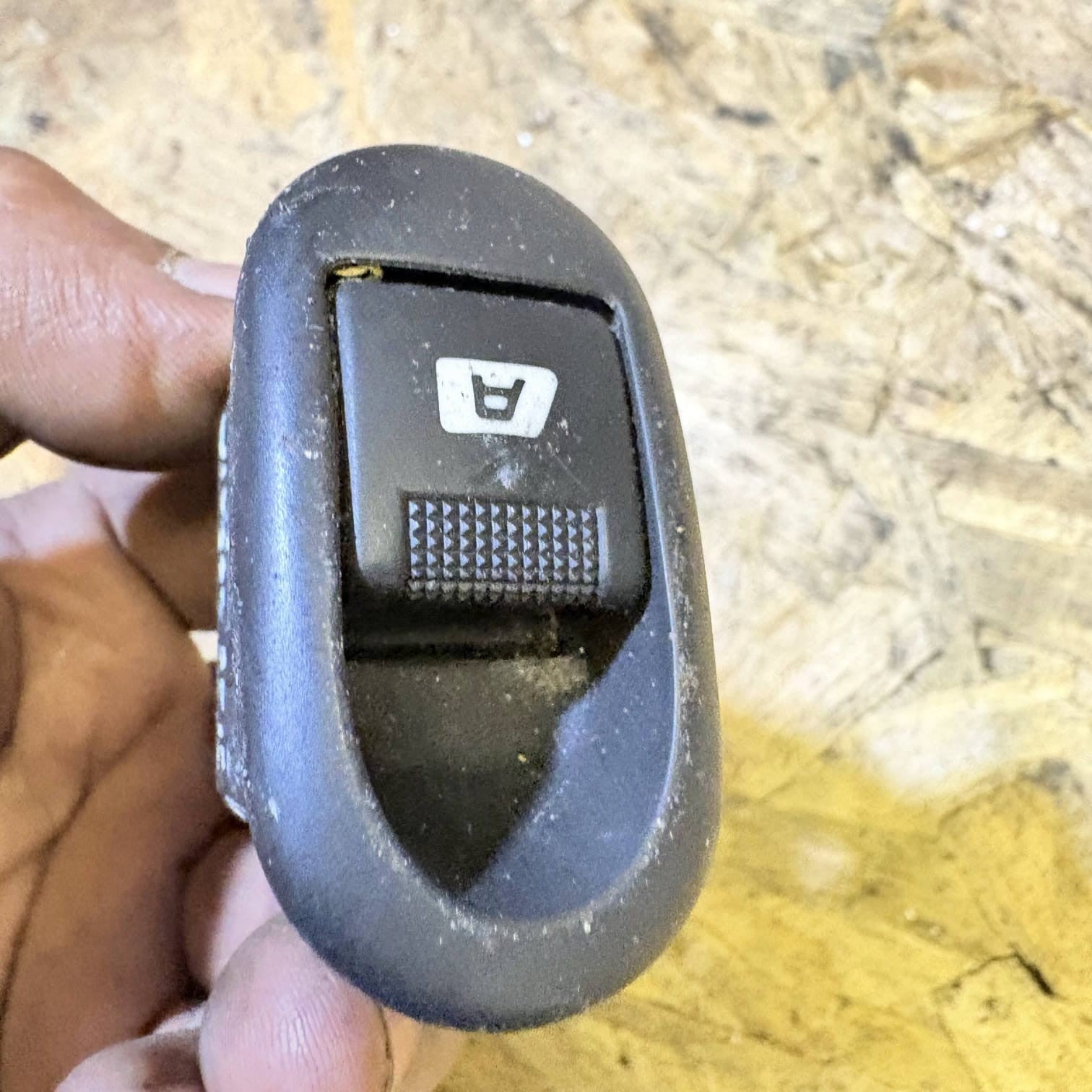 Citroen C3 2002-2005/C2 2003-2007 Front LH Electric Window Switch 96401469XT