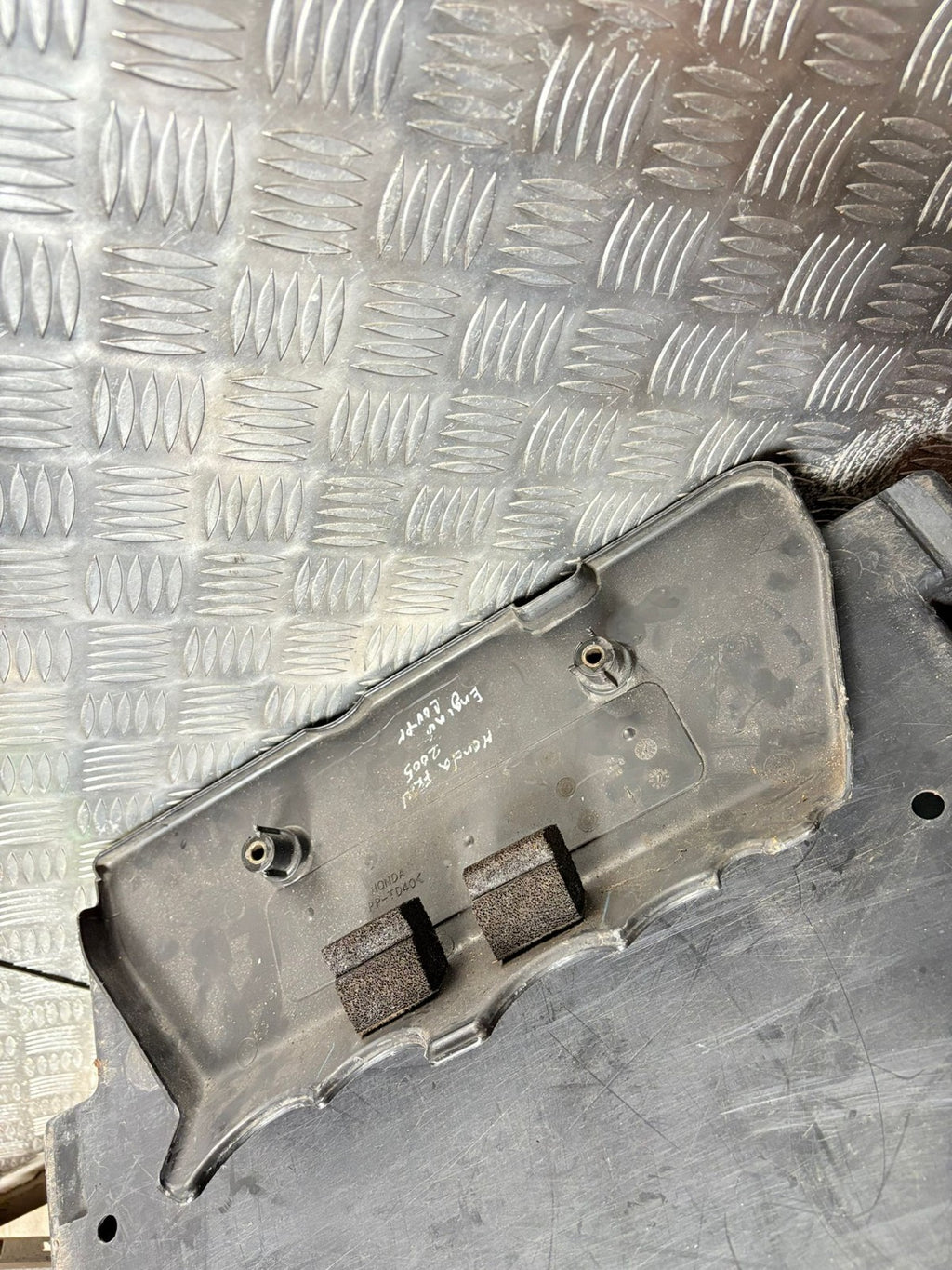 HONDA FR-V 04-06 2.0 PETROL I-VETCH DOHC ENGINE COVER IVTEC Part