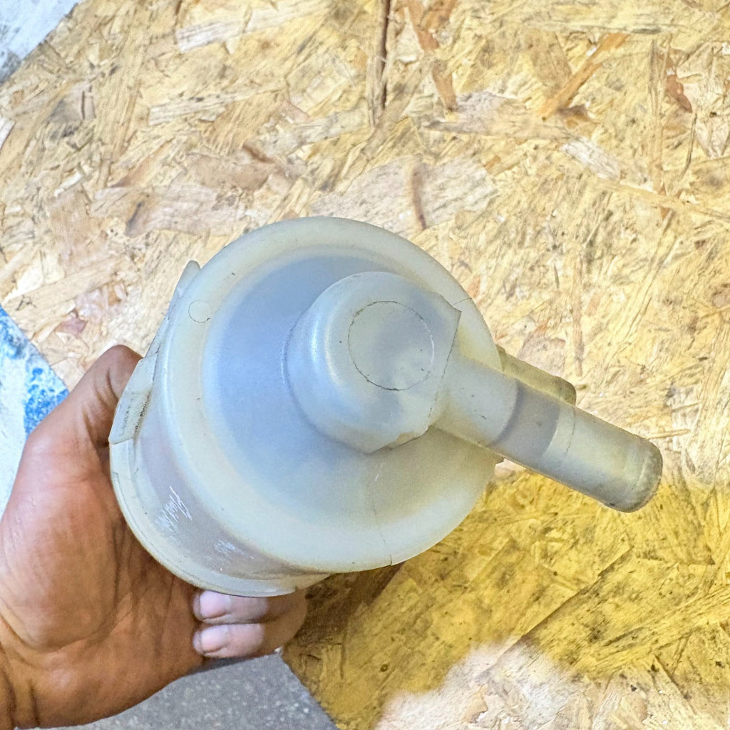 Land Rover Freelander Power Steering Fluid Tank Bottle A1611995