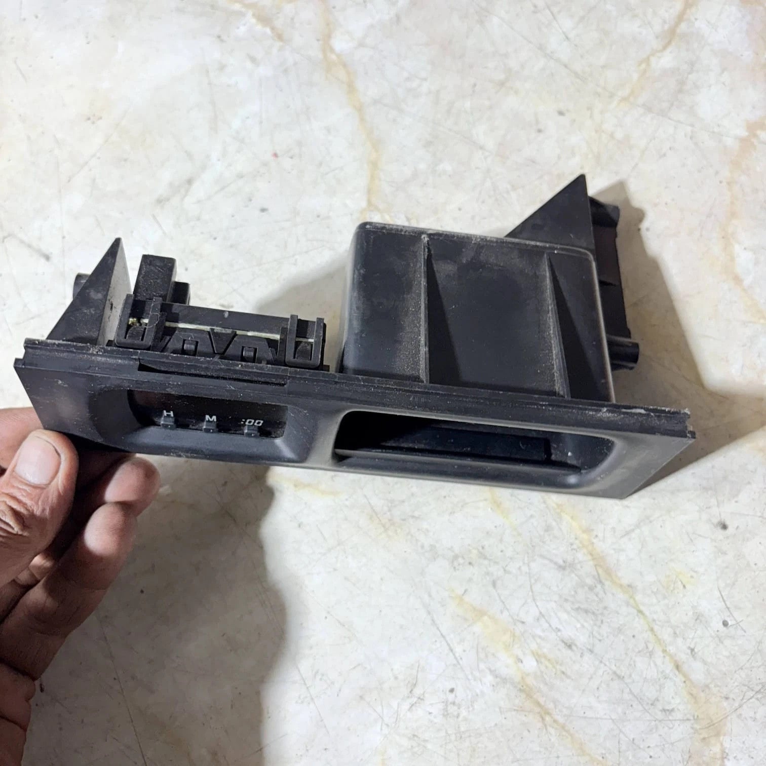83910-97201-000 DASHBOARD WATCH FOR DAIHATSU 23057 28998 812031W