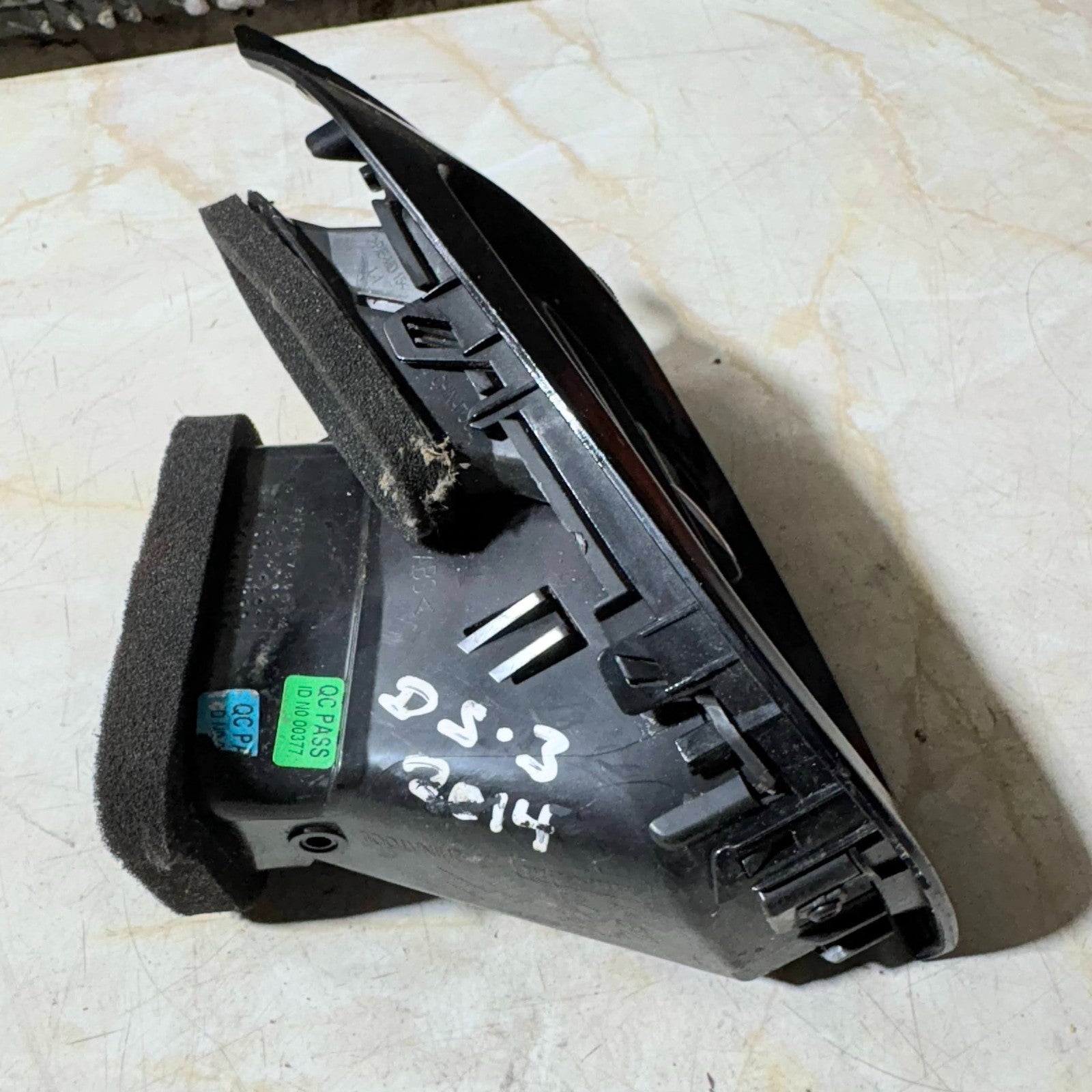 Citroen Ds3 Mk1 2015-2019 Dash Air Vent (n/s Passenger)