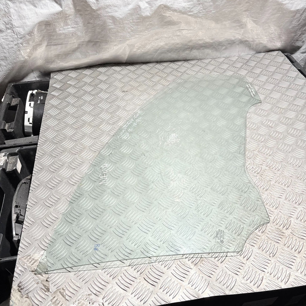 Smart Forfour W454 2004-2007 RH Front Door Window Glass Drivers Side OSF DRIVER