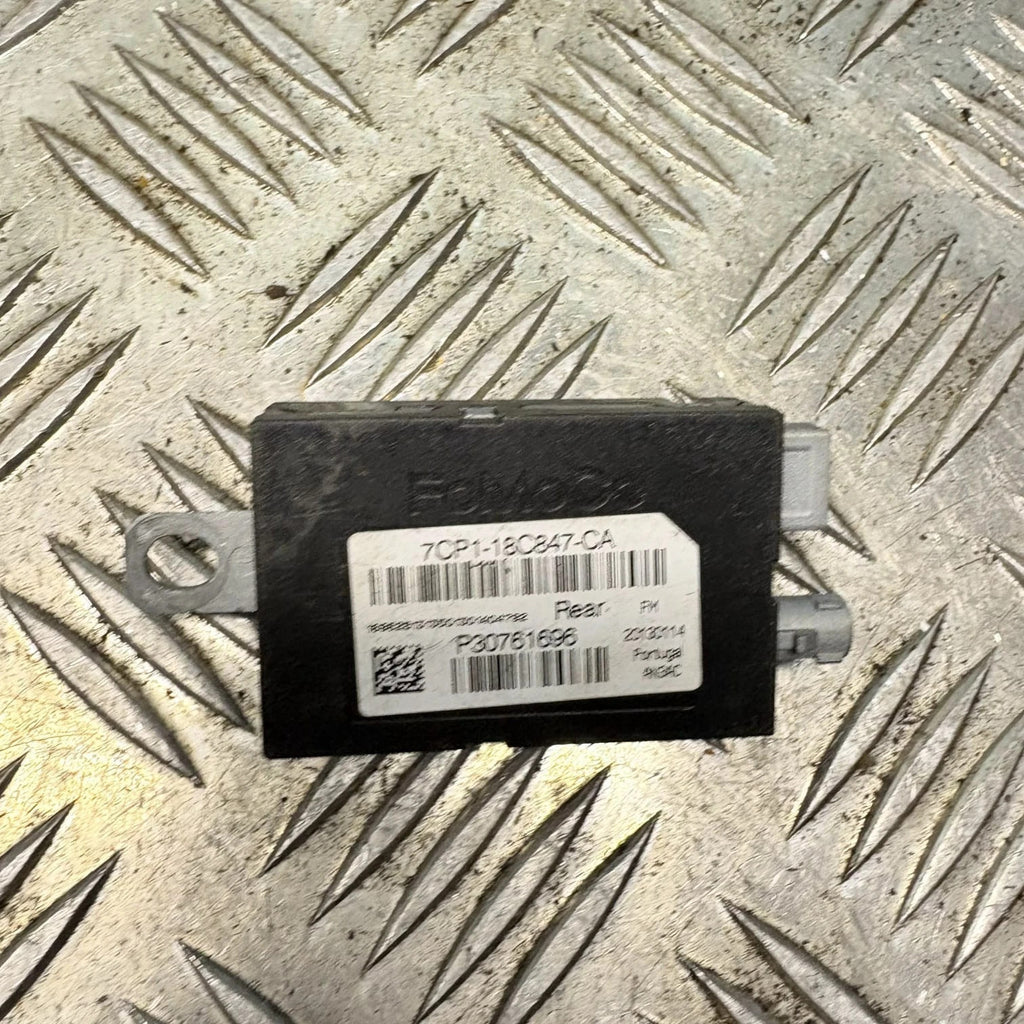 Volvo V40 2012-2019 Rear FM Aerial Antenna Amplifier P30761696 7CP1-18C847-CA