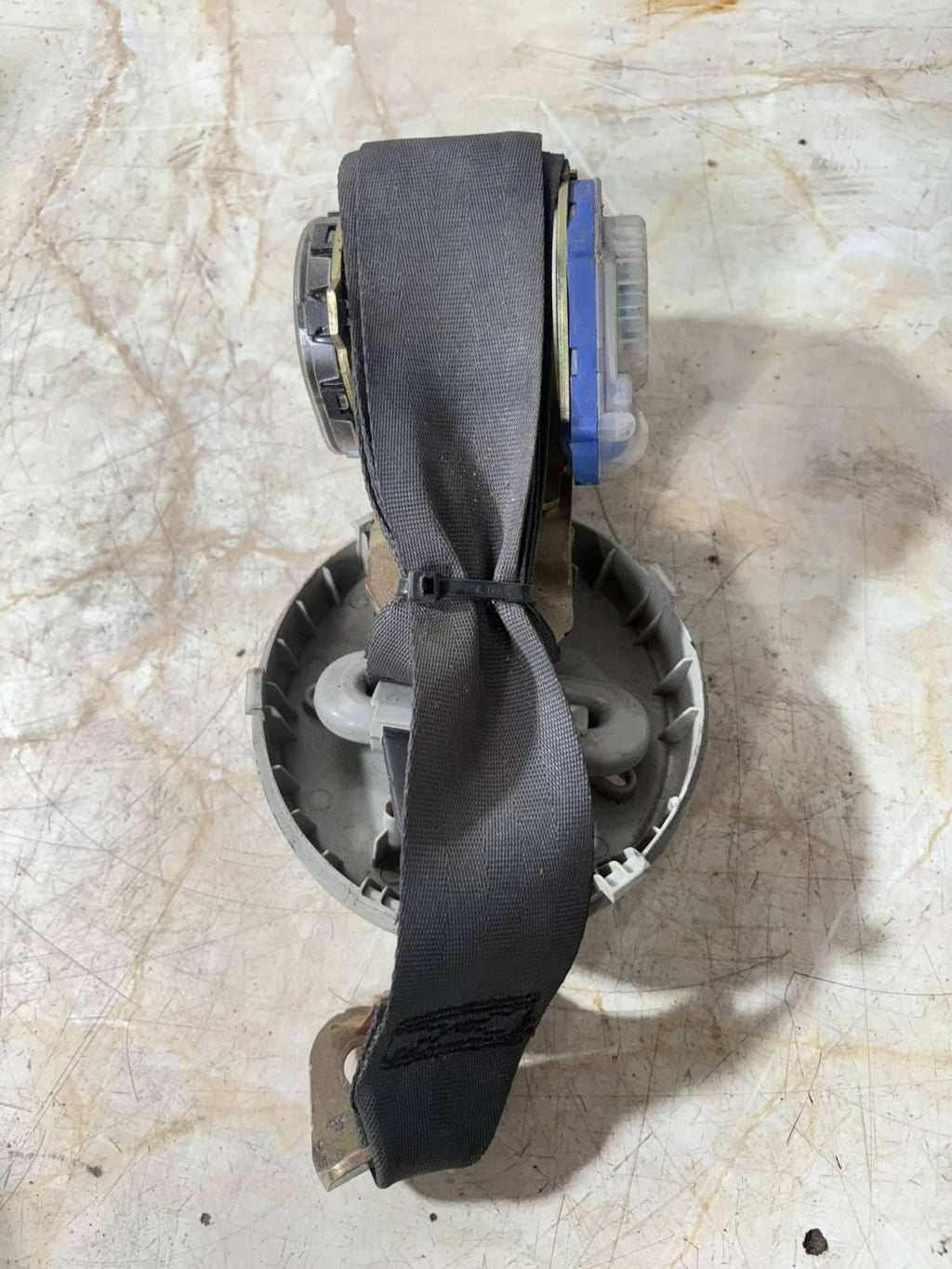 PROTON SATRIA NEO 2008 3DOOR OFFSIDE DRIVER SIDE REAR SEAT BELT 0434194